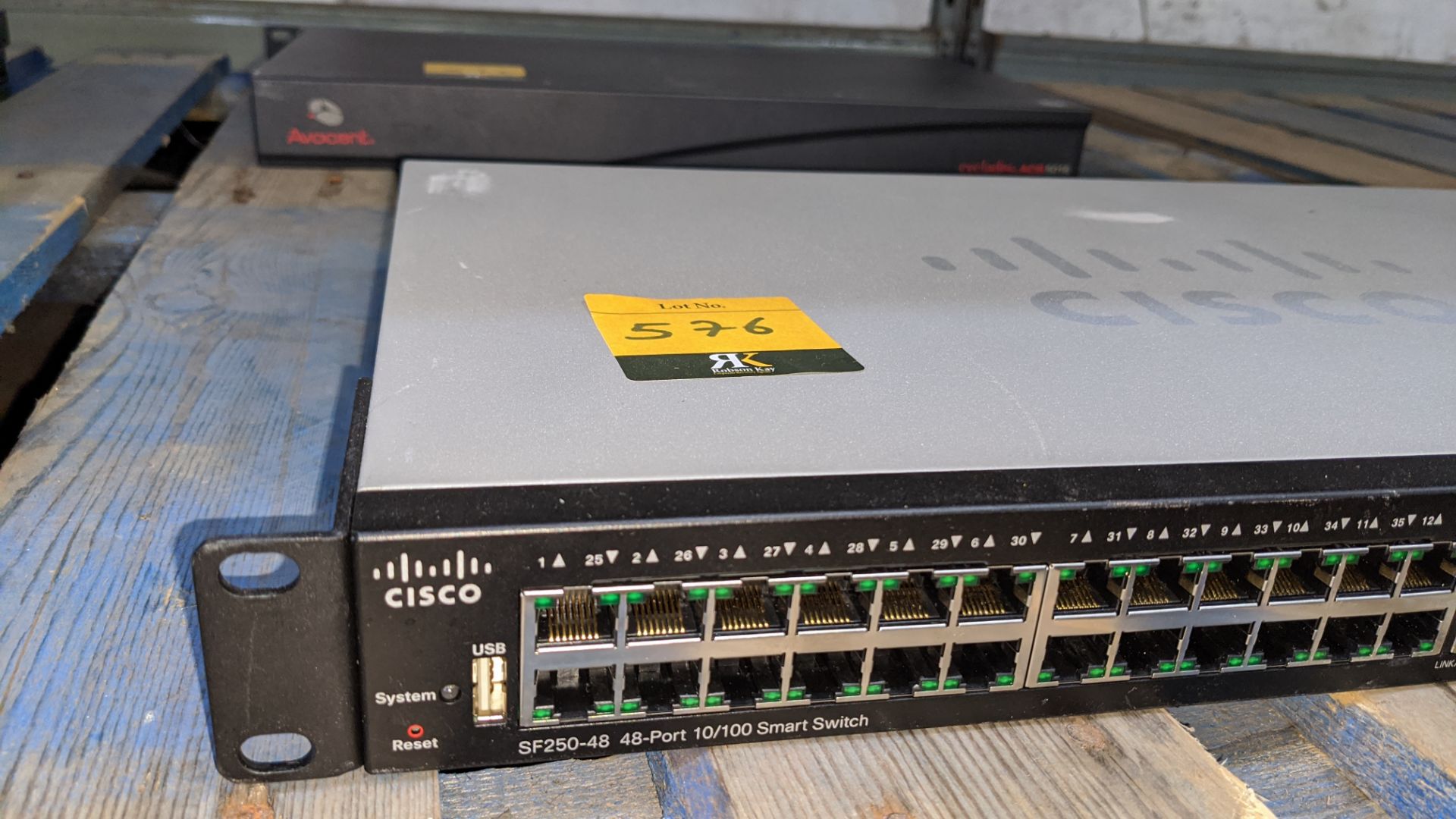 Cisco SF250-48 48-port Smart Switch - Image 4 of 7