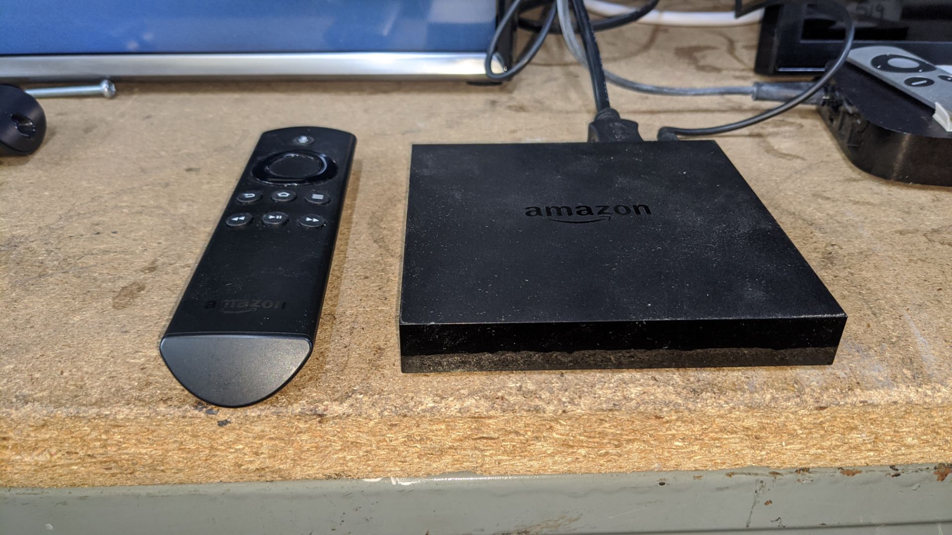 Amazon 4K Ultra HD Fire TV including power pack, remote control & box - Image 3 of 9