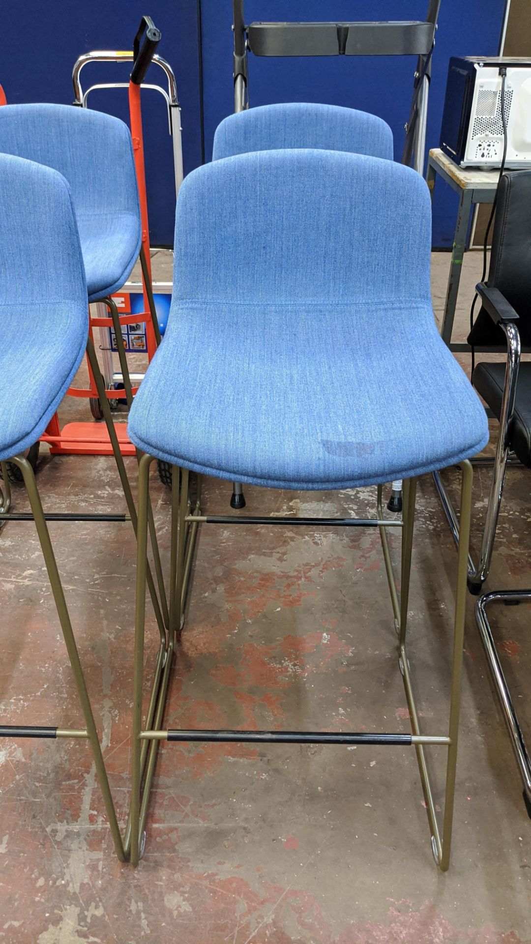 6 off blue upholstered tall barstools/chairs. NB1. The fabric appears to match that used for lots 2 - Image 6 of 7