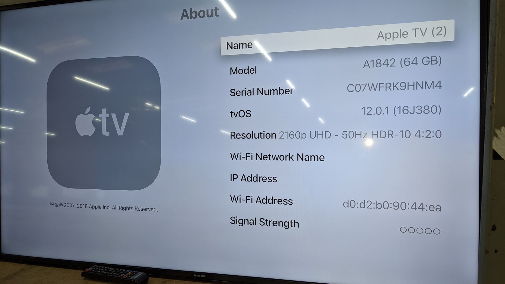 Apple 4K A1842 EMC3124 TV including remote control - Image 8 of 9