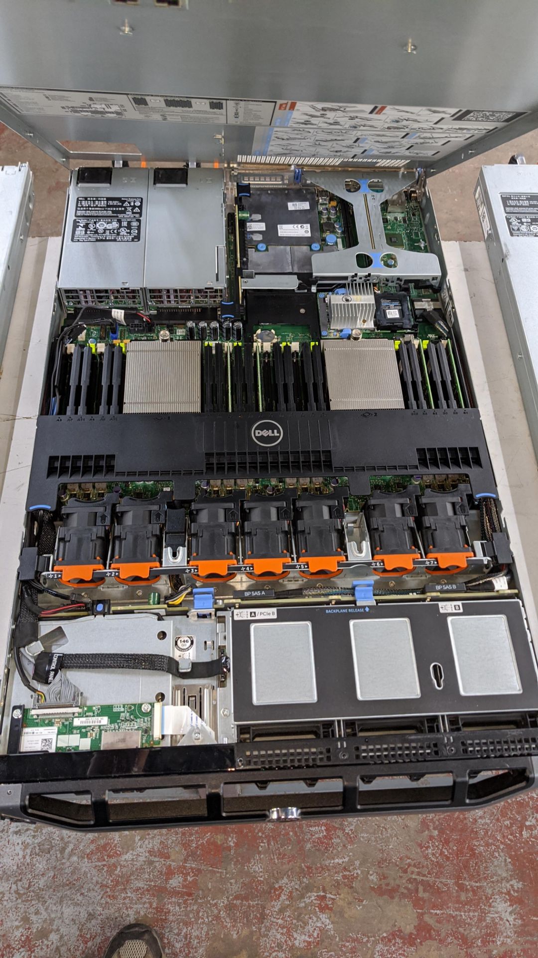 Dell PowerEdge R620 rack mountable server with twin Intel E5-2660V2 Xeon Ten-Core 2.2GHz processors, - Image 8 of 13