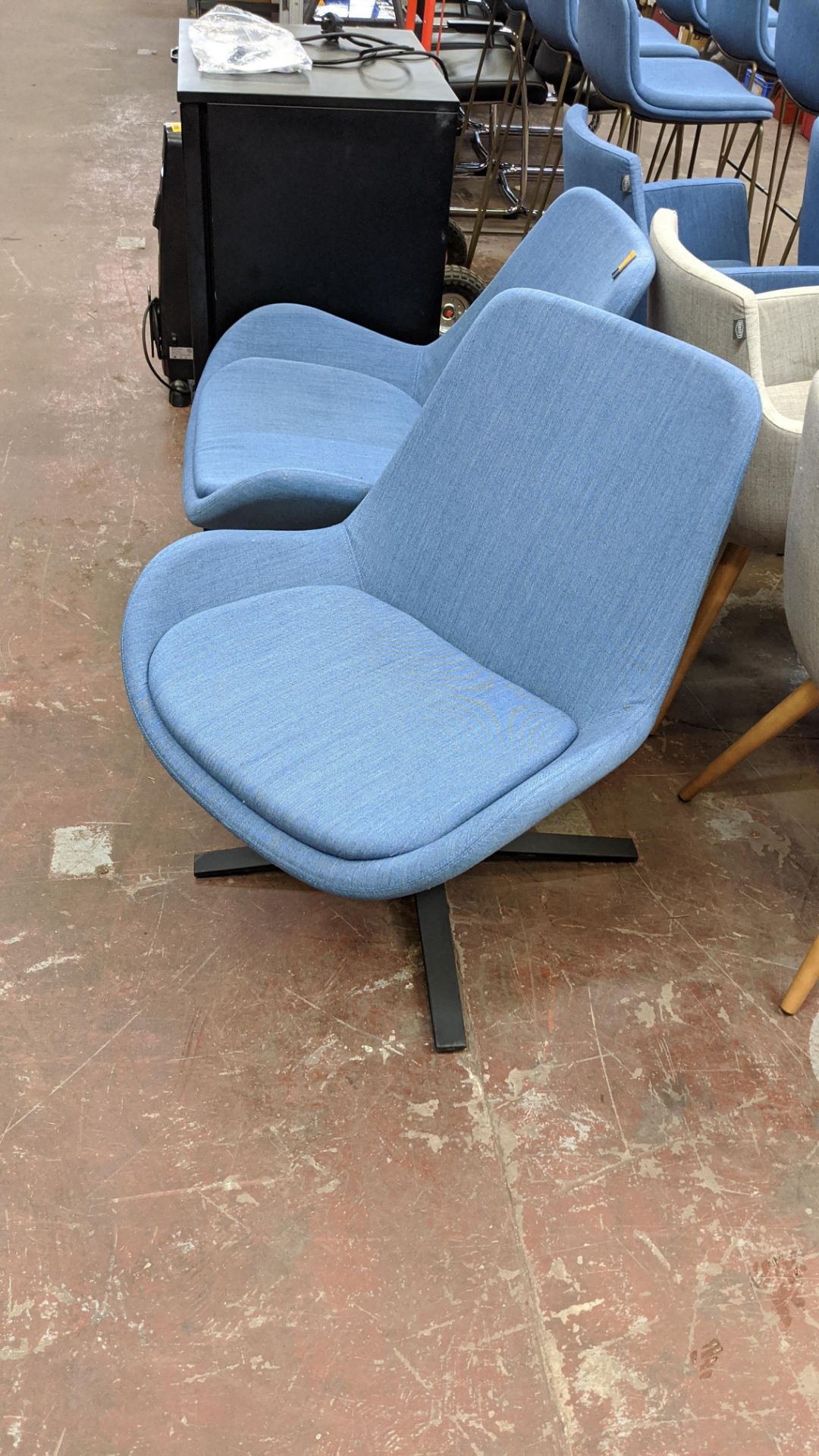 Pair of blue fabric upholstered swivel chairs NB. The fabric appears to match that used for lots 29 - Image 7 of 7