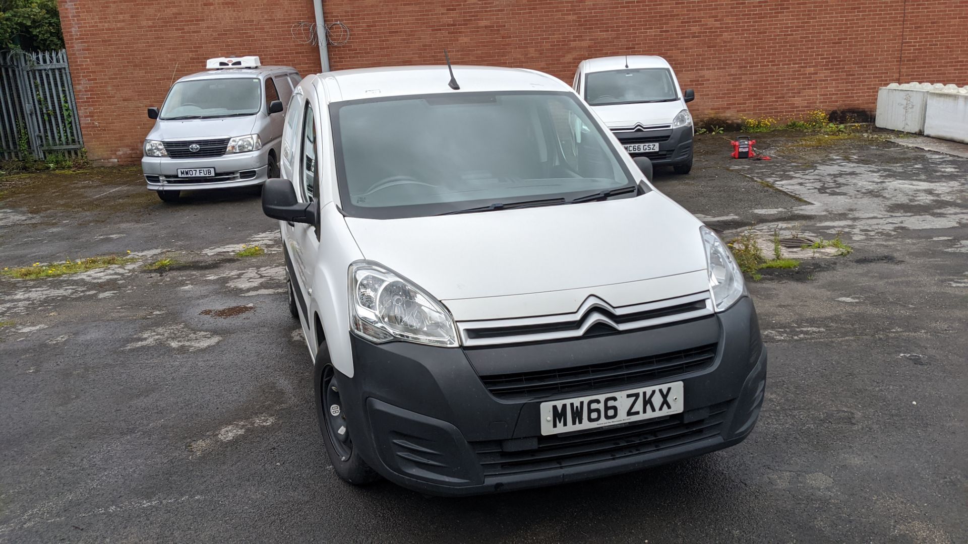 MW66 ZKX Citroen Berlingo 625 Enterprise Blue HDI panel van, 5 speed manual gearbox, 1560cc diesel e - Image 4 of 32