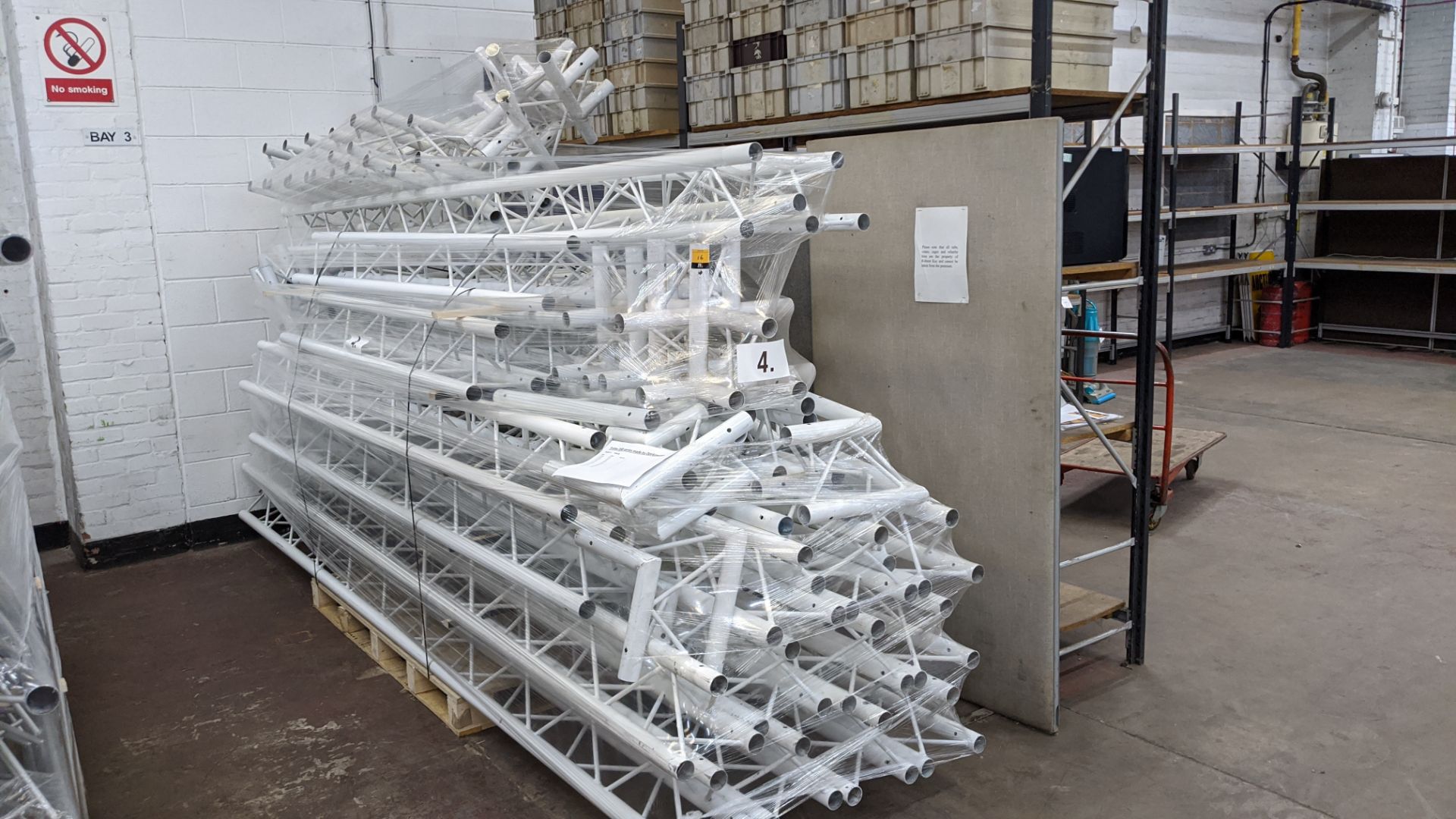 Optikinetics Trilite 200 Series Truss in white, comprising the following: 11 off 2TR4000, 2 off 2T - Image 2 of 12