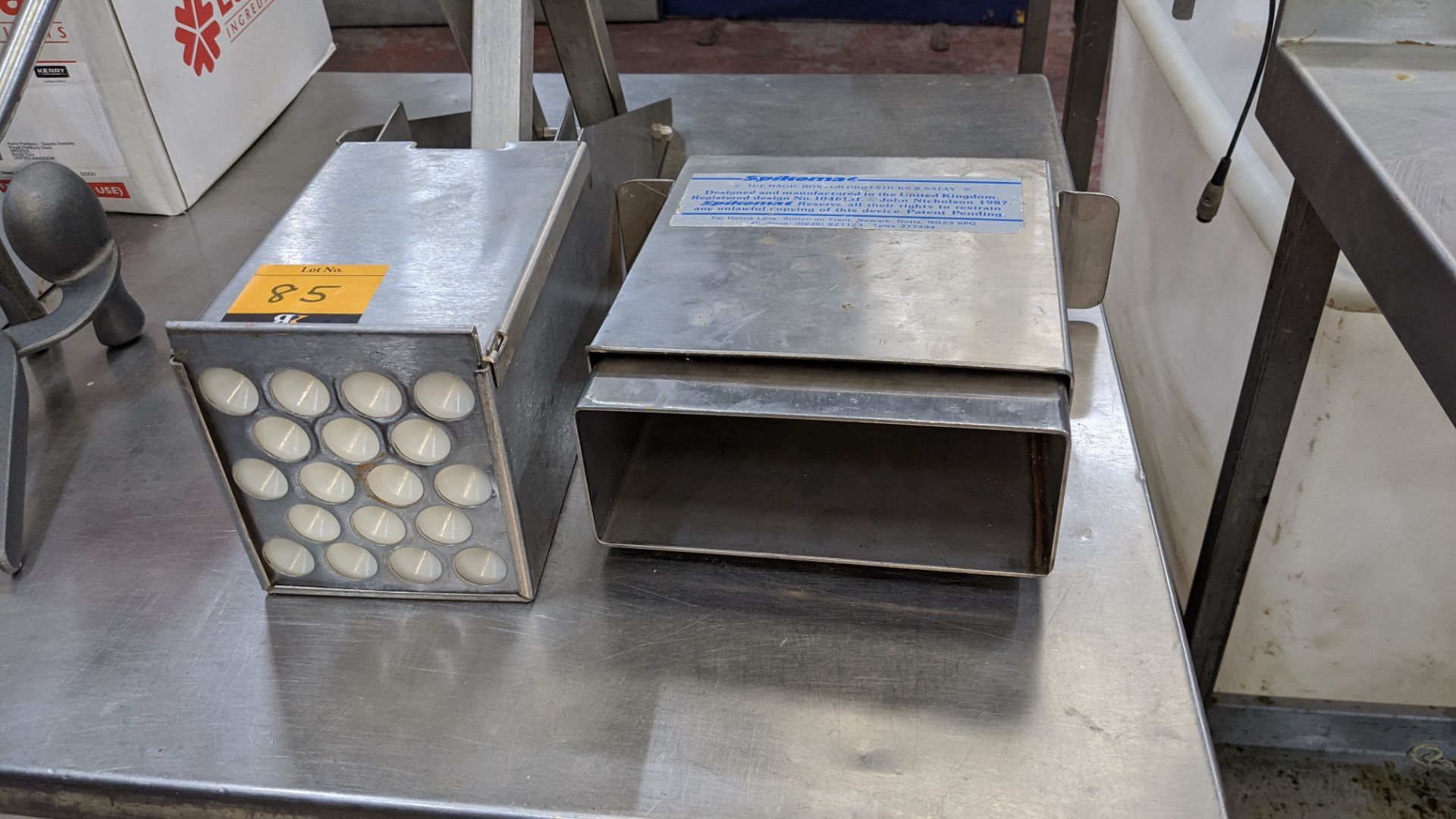 Pair of grill sticks & satay presses - Image 3 of 6