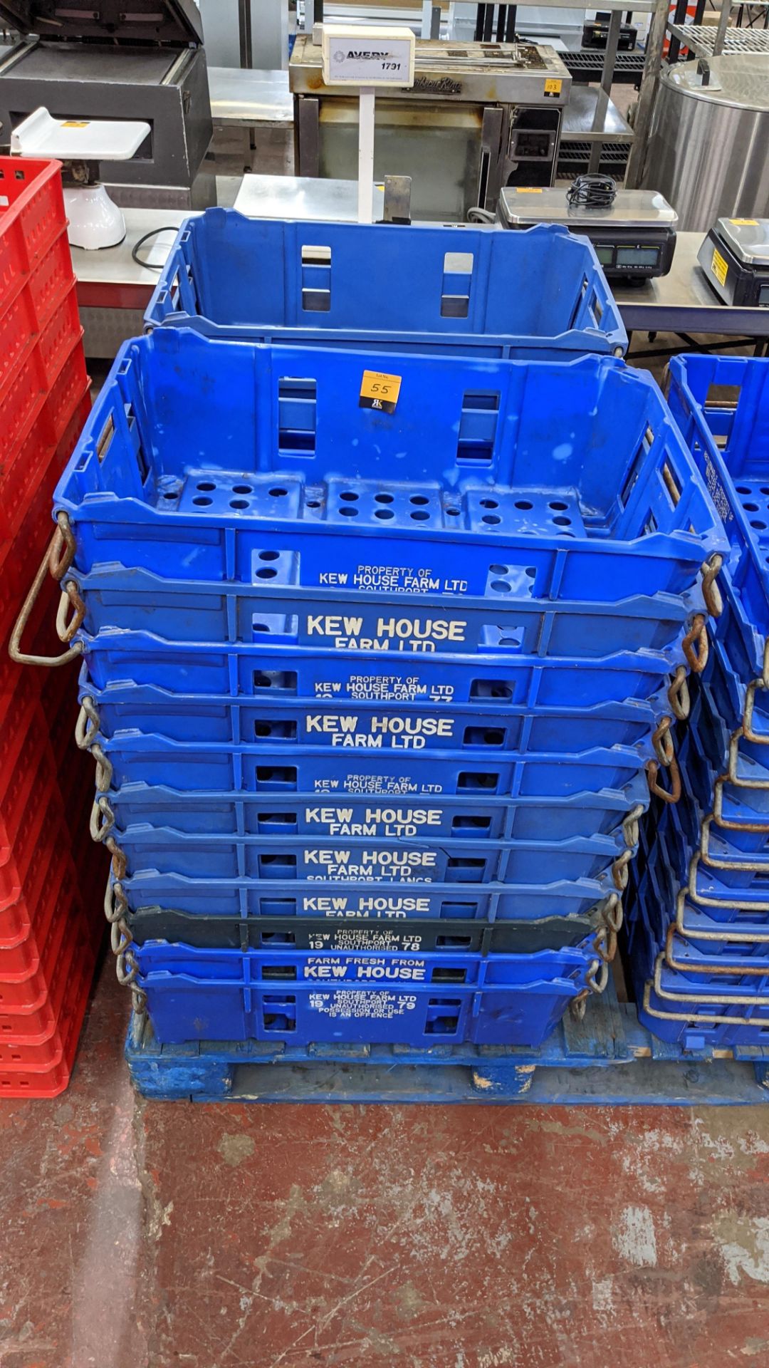 Large quantity of assorted plastic crates in 5 stacks. NB some of the crates have markings indicati - Image 4 of 6