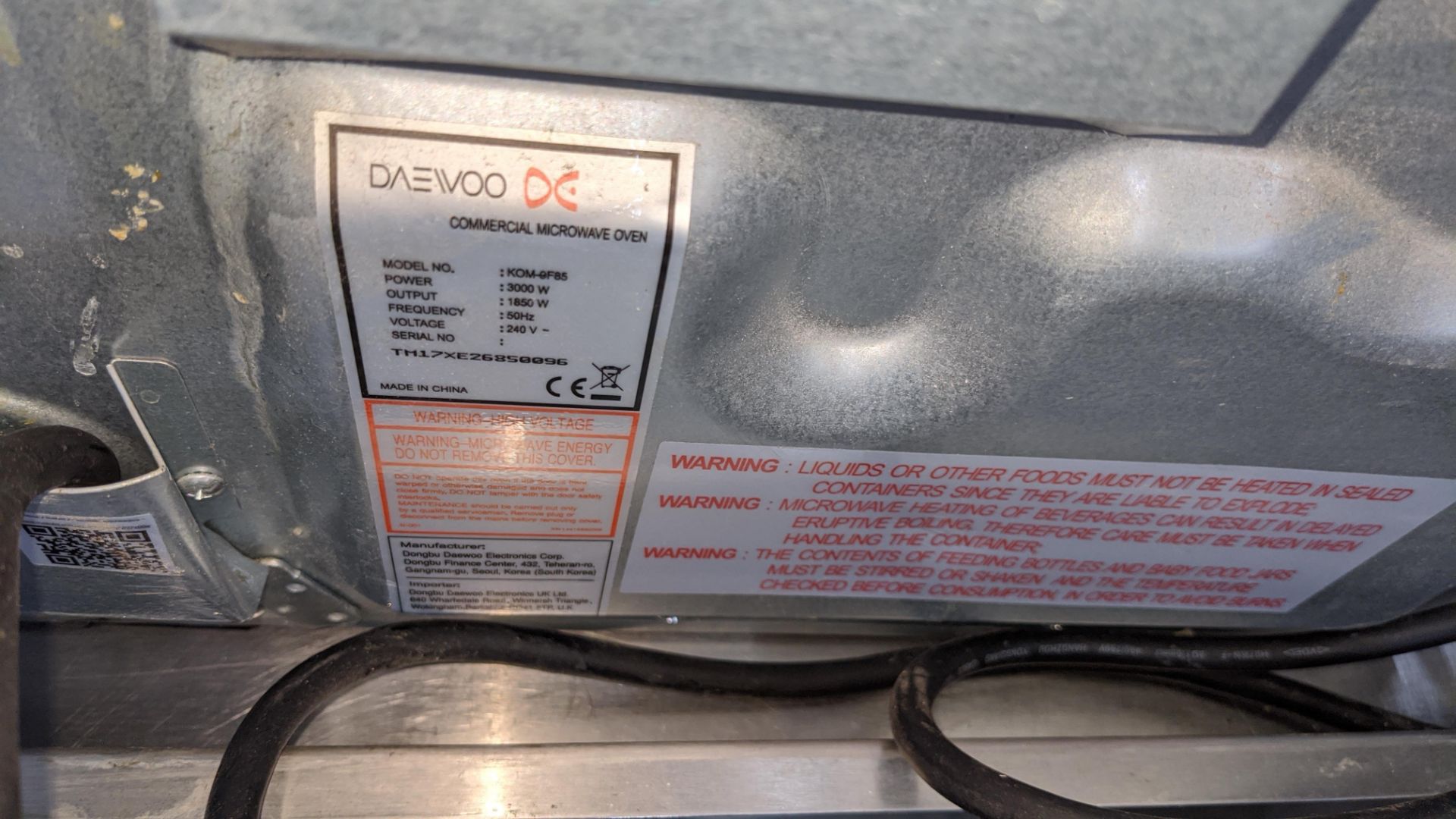 Daewoo commercial microwave model KOM-9F85 - Image 4 of 5