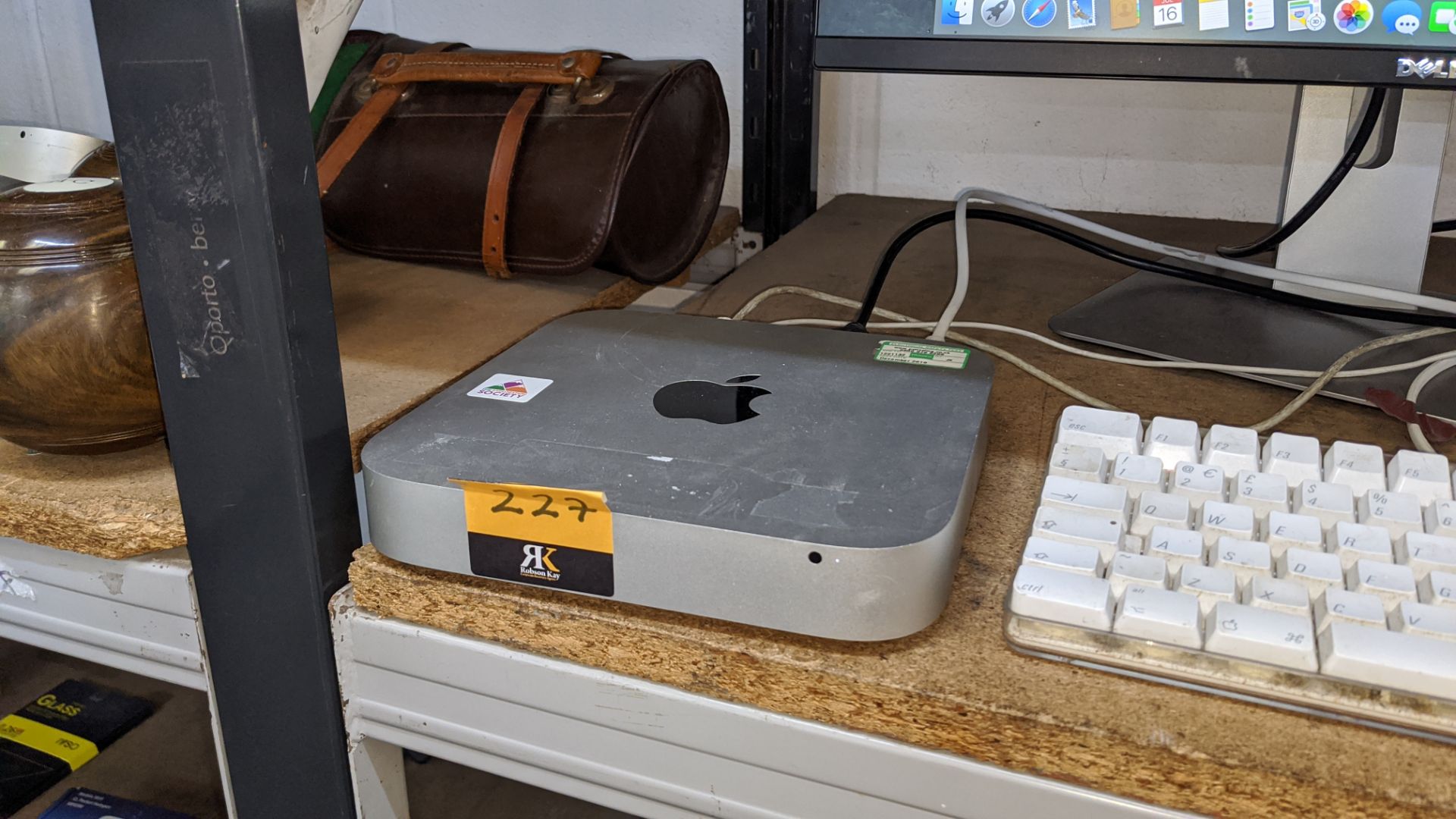 Apple Mac mini computer model A1347/EMC2840 with 1.4GHz i5 CPU, 4Gb RAM, 500Gb HDD. Please note thi