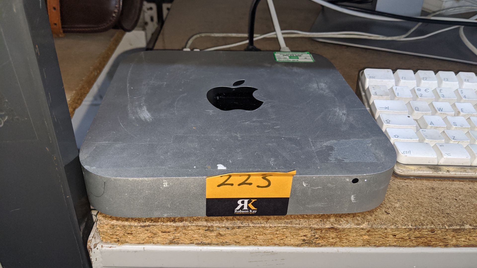 Apple Mac mini computer model A1347/EMC2840 with 1.4GHz Intel Core i5 CPU, 4Gb RAM, 500Gb HDD. Plea - Image 8 of 8