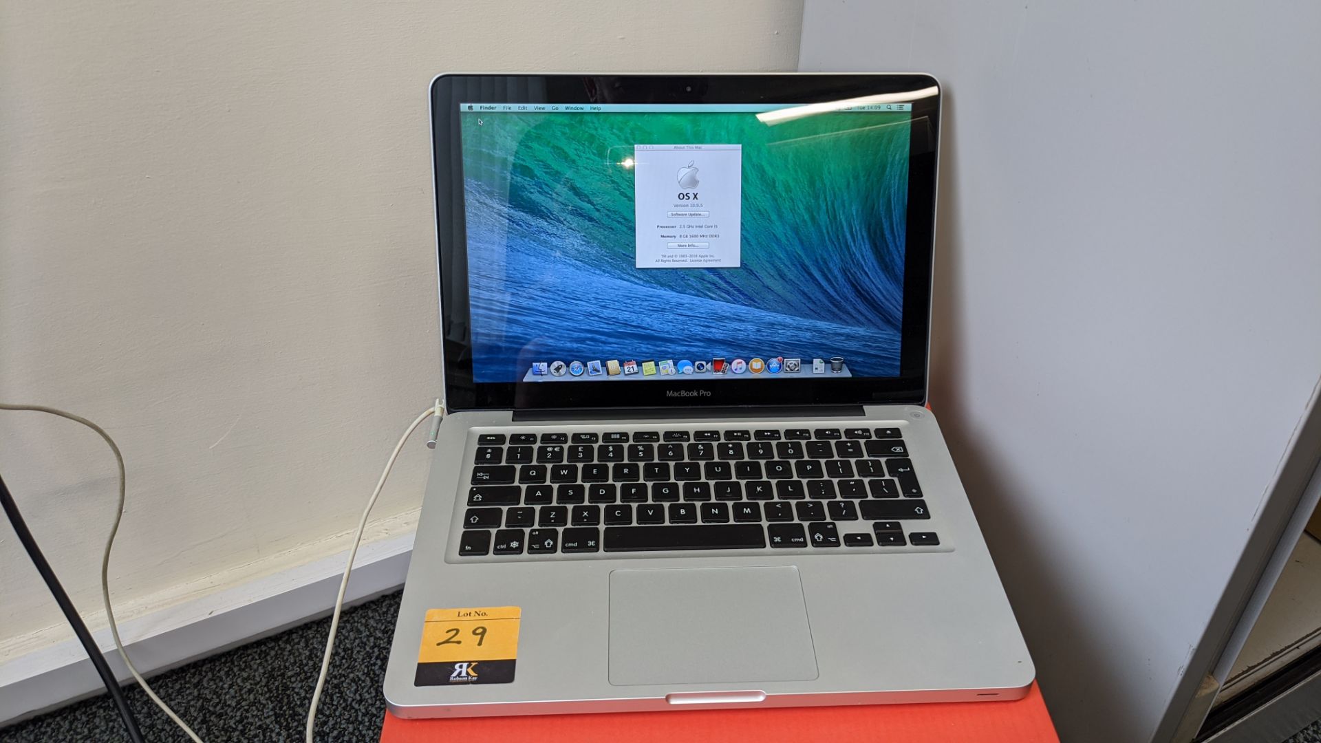 Apple Macbook Pro model A1278 notebook computer with 2.5GHz core i5 (i5-3210m), 8Gb RAM, 500Gb HDD i