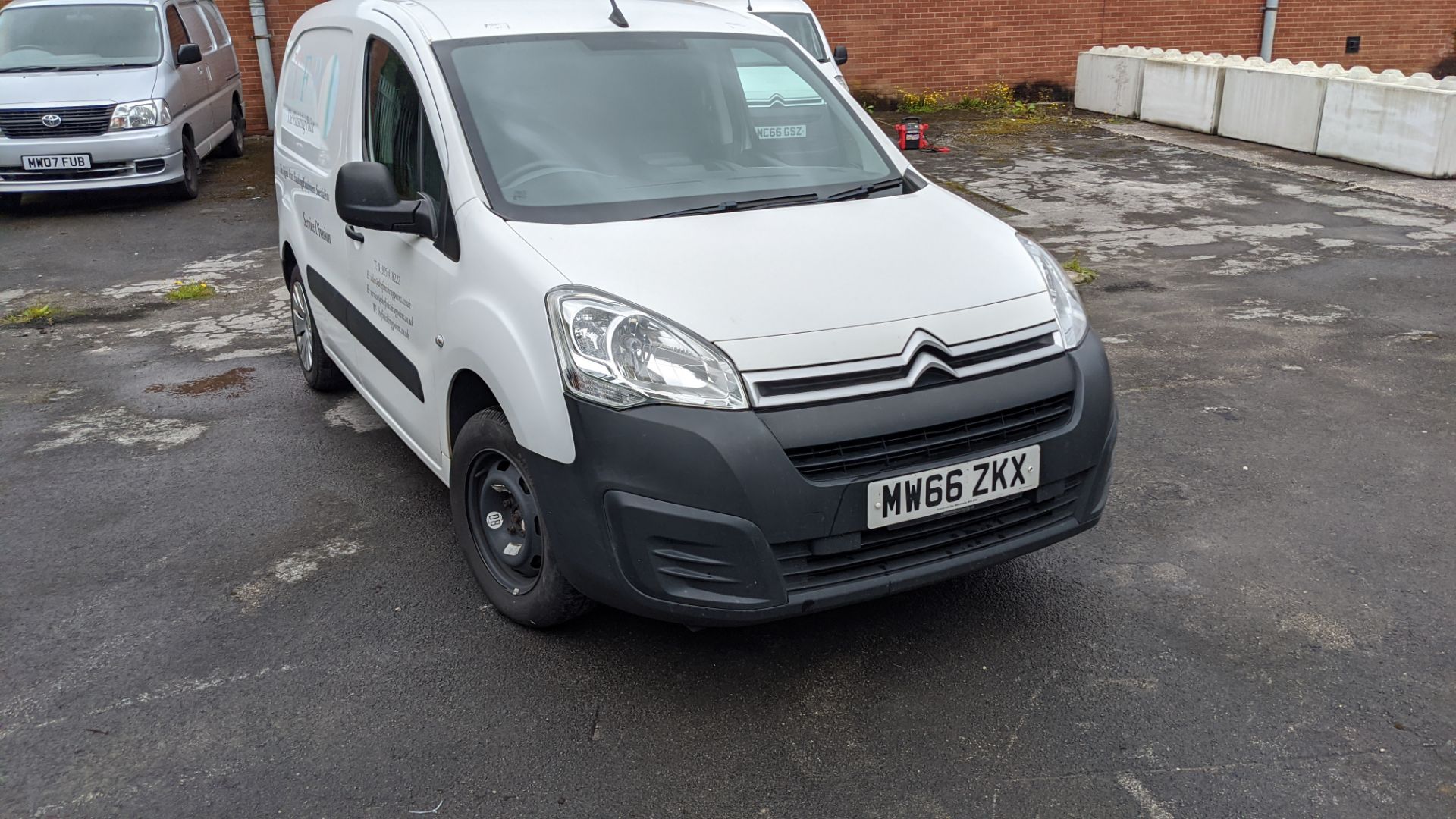 MW66 ZKX Citroen Berlingo 625 Enterprise Blue HDI panel van, 5 speed manual gearbox, 1560cc diesel e - Image 3 of 32