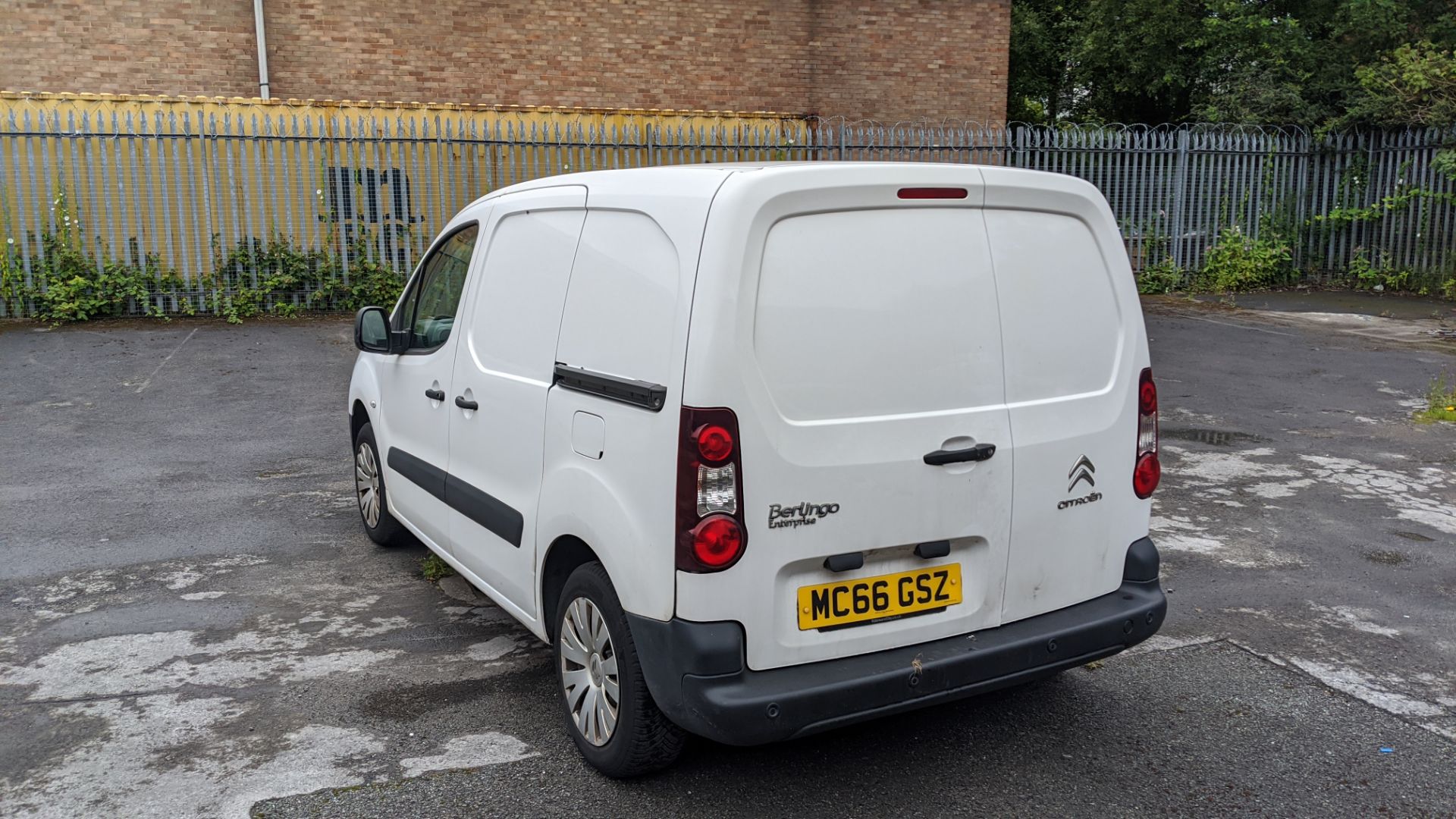 MC66 GSZ Citroen Berlingo 625 Enterprise Blue HDI panel van, 5 speed manual gearbox, 1560cc diesel e - Image 7 of 25