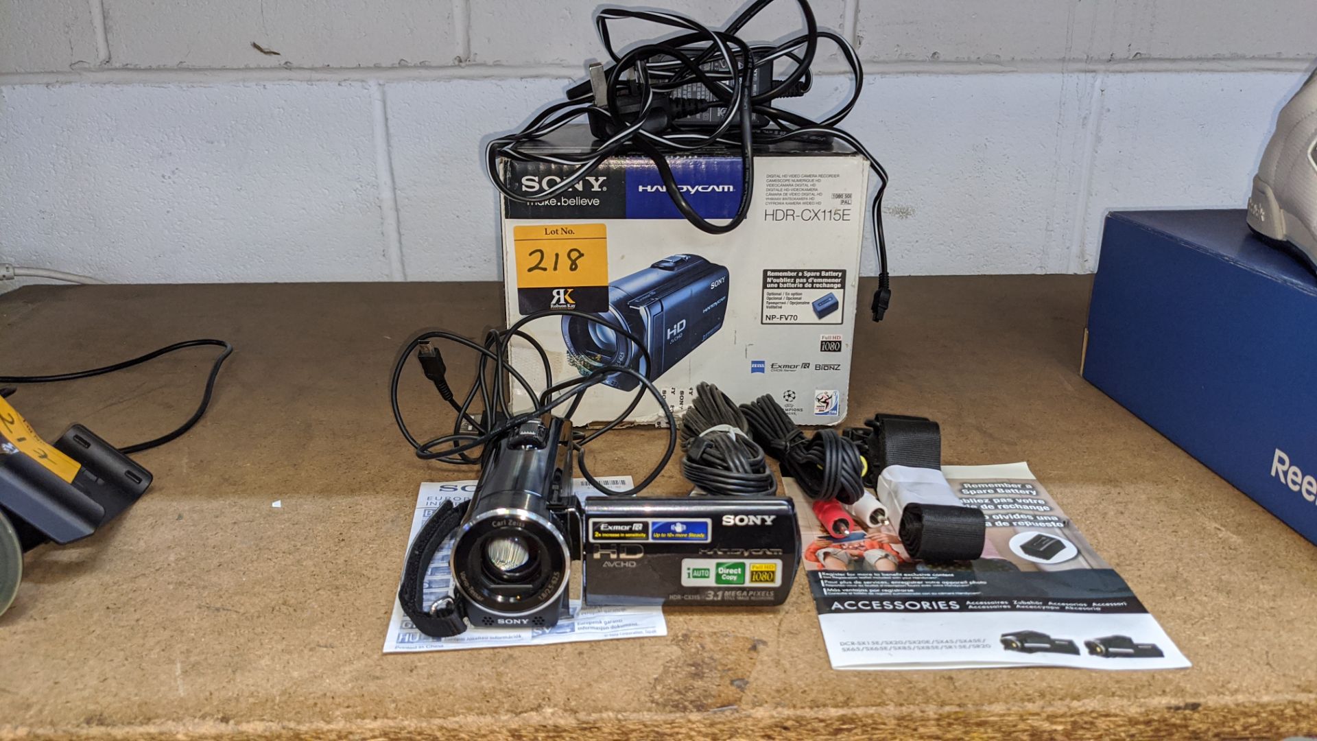 Sony Handycam video camera model HDR-CX115E including box, manual, cables & accessories