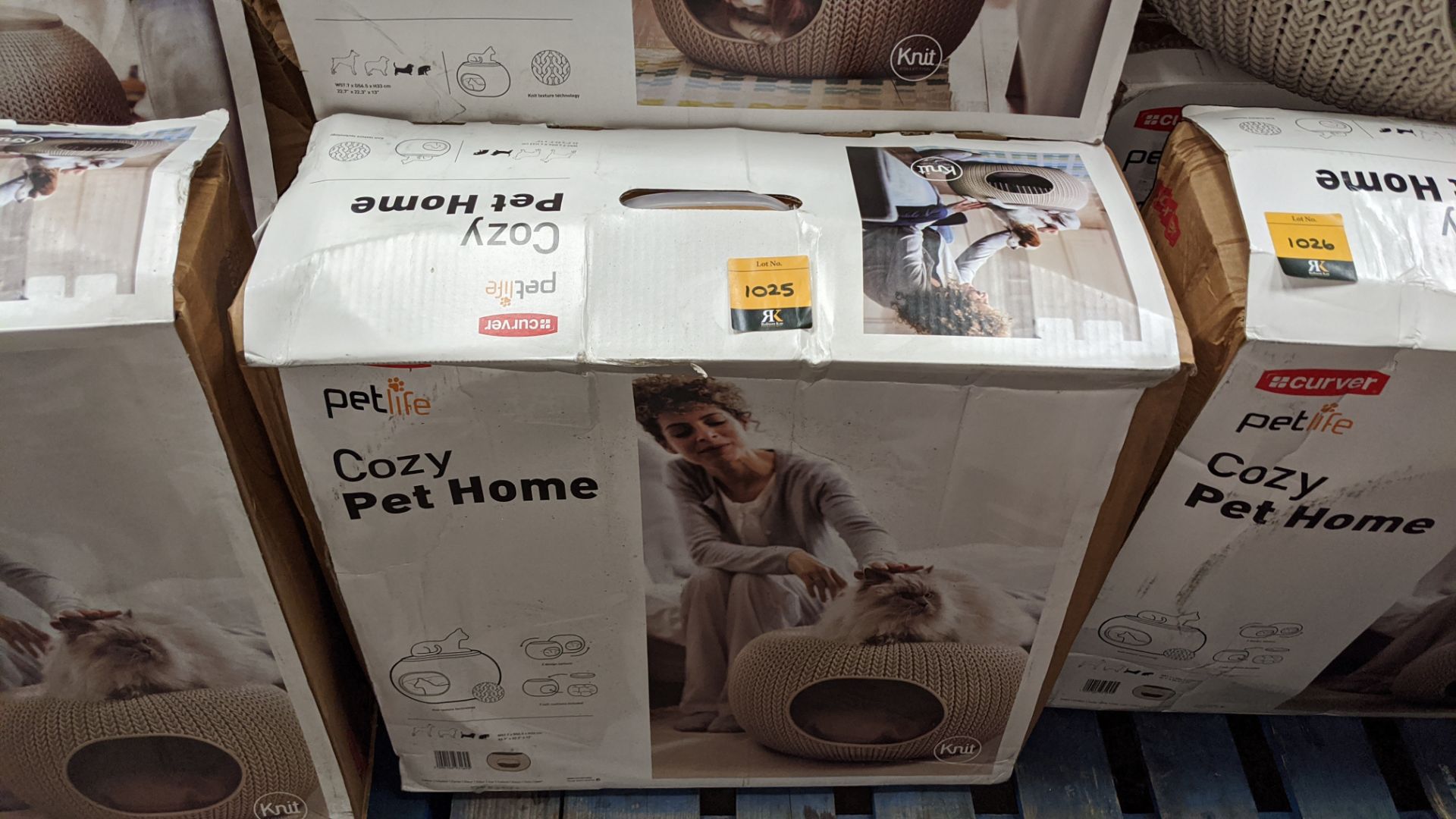 4 off Curver Petlife Cozy pet homes, approx. 57.7 x 56.5 x 33cm - Image 3 of 4