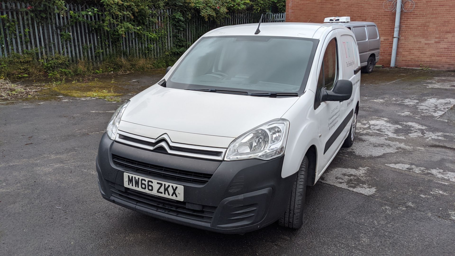 MW66 ZKX Citroen Berlingo 625 Enterprise Blue HDI panel van, 5 speed manual gearbox, 1560cc diesel e - Image 7 of 32