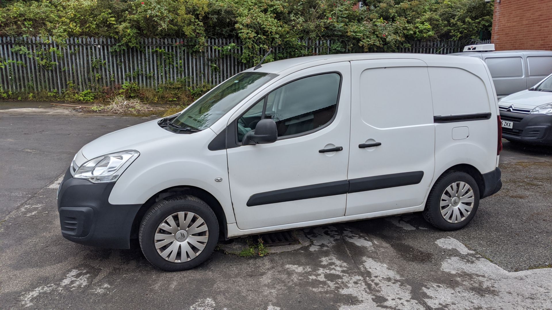 MC66 GSZ Citroen Berlingo 625 Enterprise Blue HDI panel van, 5 speed manual gearbox, 1560cc diesel e - Image 3 of 25