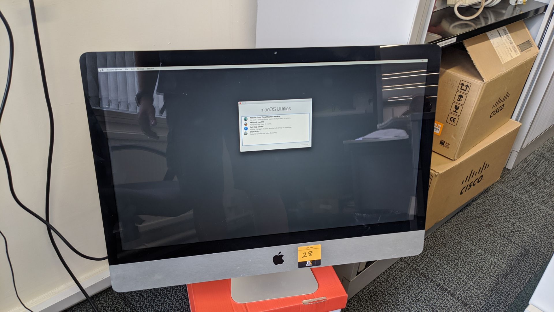 27" Apple iMac all-in-one computer model no. A1312 EMC2390 with 2.8GHz core i5 (i5-760), 4Gb RAM, 1T