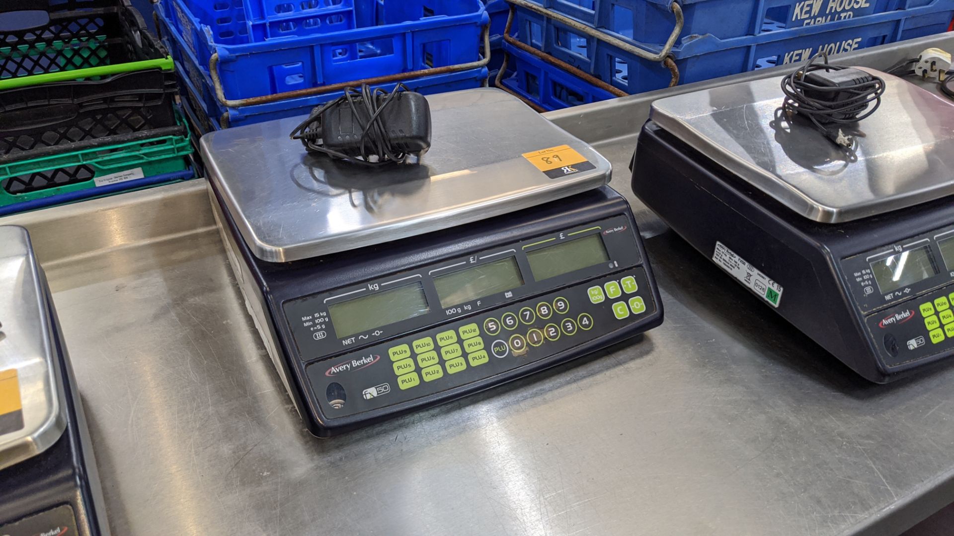 Avery Berkel grocer's scales model FX50 with customer facing display, including power pack