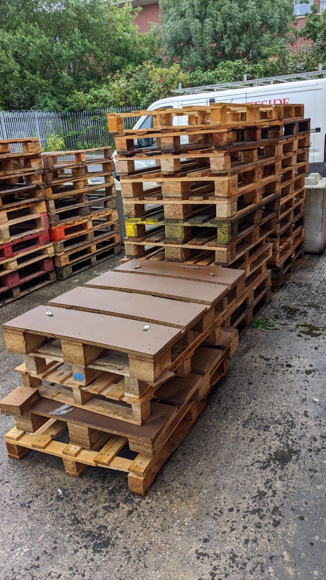 Approx. 3 stacks of euro pallets & 4 stacks of standard size pallets, containing a total of approx. - Image 9 of 9