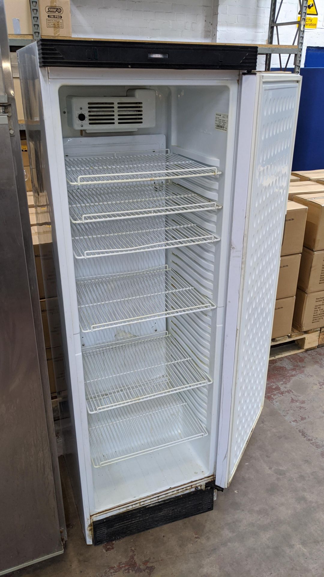 Tefcold SD1380 white single door fridge - Image 4 of 7