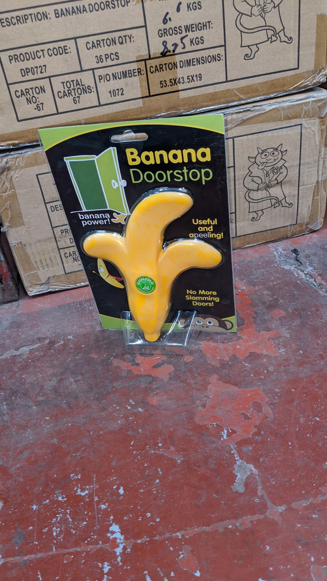 108 off banana doorstops - this lot consists of 3 cartons, each containing 36 individually packeted - Image 4 of 4