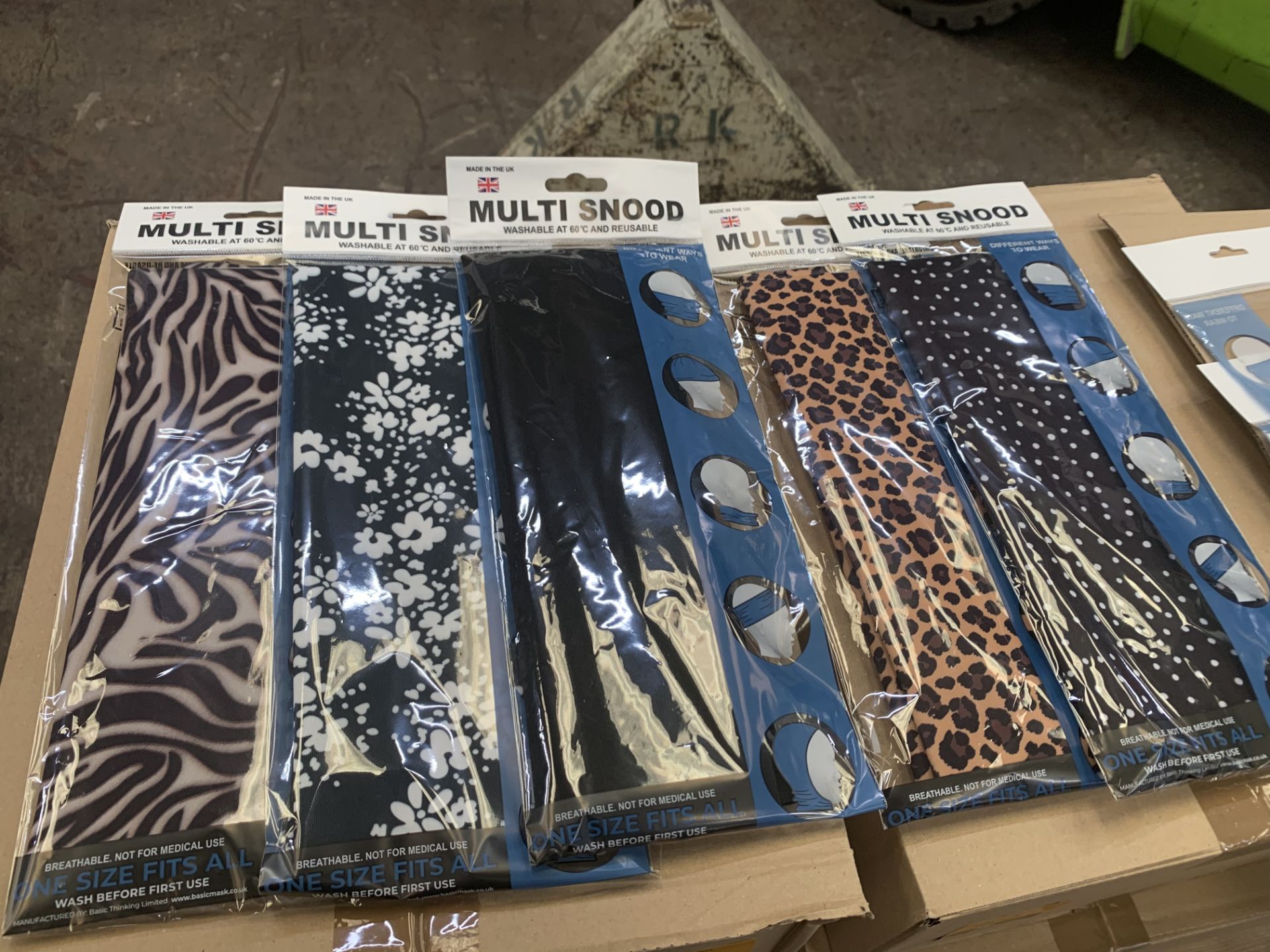 25 off multi snood face coverings, in 5 different designs - 5 each of 2 different animal prints, flo