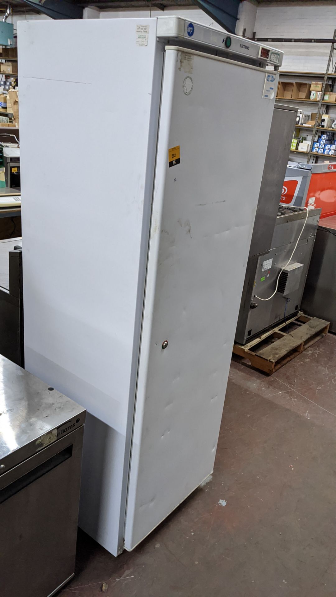 Iarp AB400PV white tall single door fridge