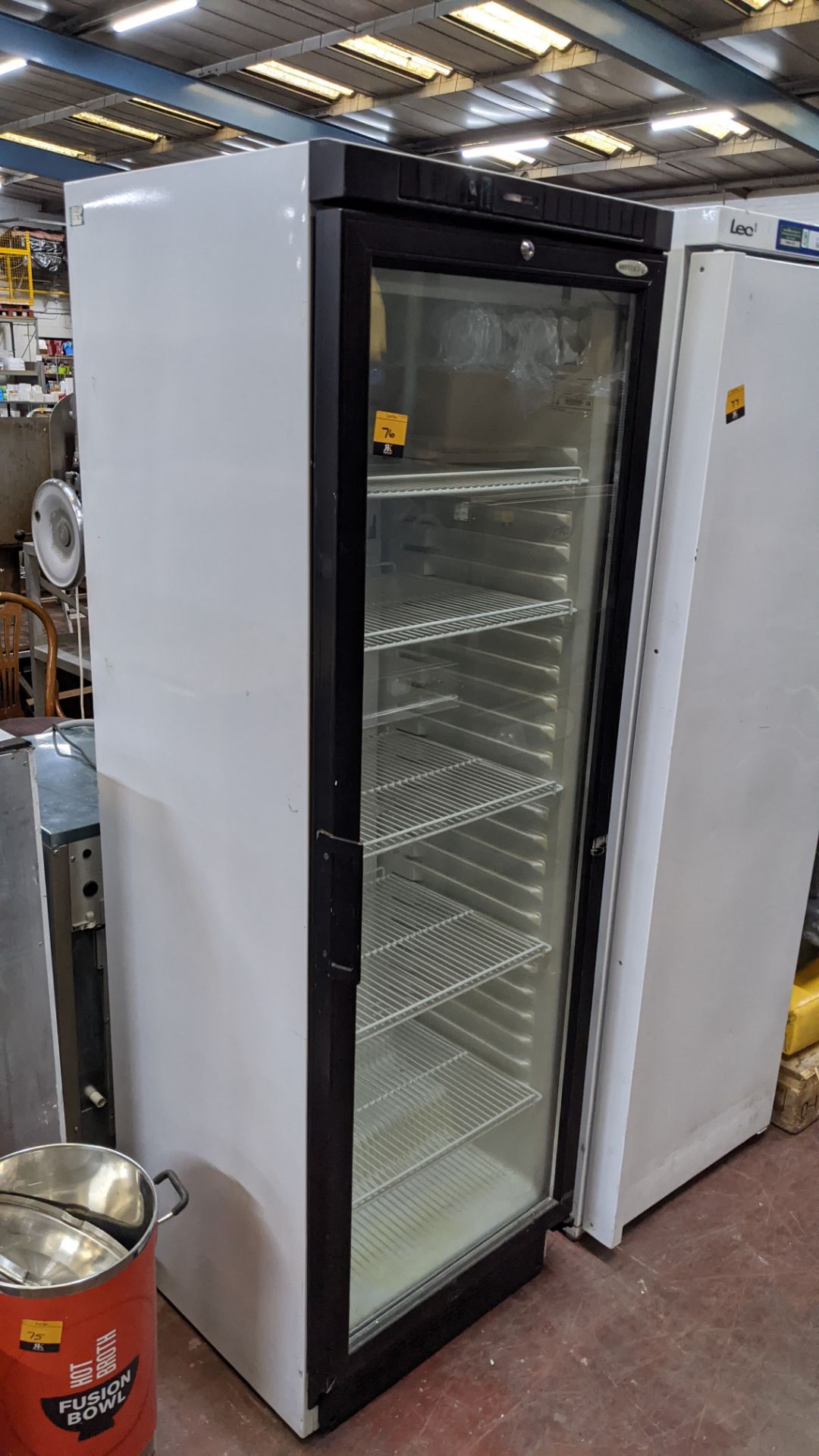 Tefcold SCU1375 tall clear door display fridge - Image 2 of 4