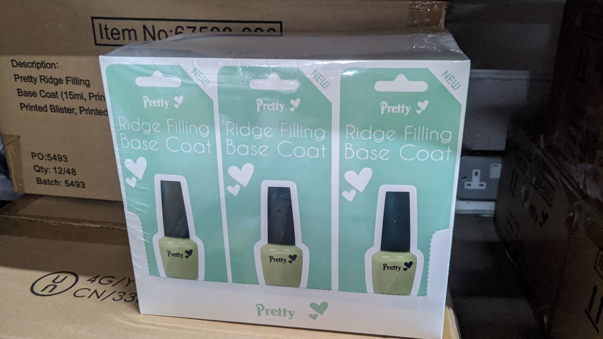 4 boxes of Pretty ridge filling base coat - each carton contains 4 display boxes & each display box - Image 4 of 4