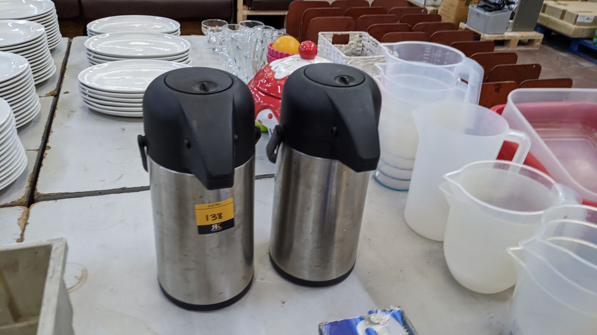 2 off insulated hot drink dispensers