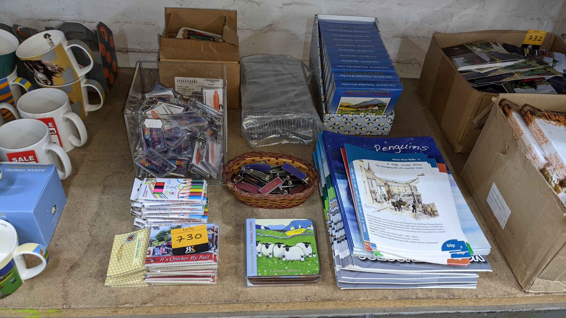 Large quantity of assorted gift items including keyrings, crayons, fridge magnets, books, embroidery - Image 2 of 4