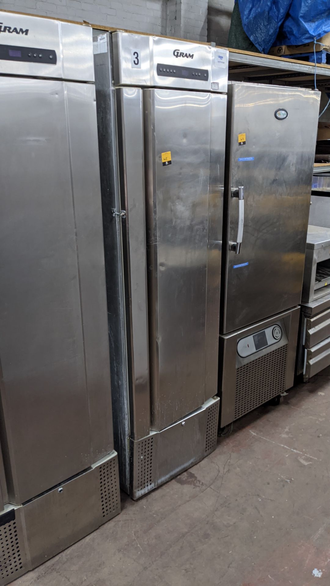 Gram Midi K425 RSH stainless steel tall commercial fridge - Image 2 of 5