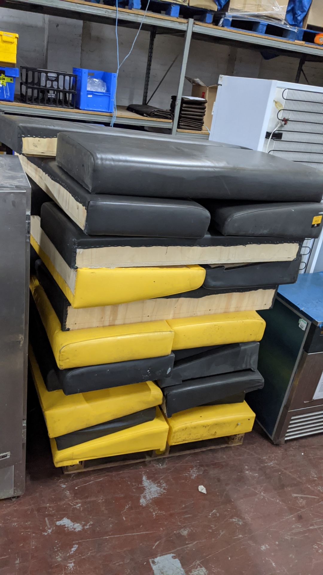 Stack of bench/banquet seating padded seat bases/backs - Image 3 of 4