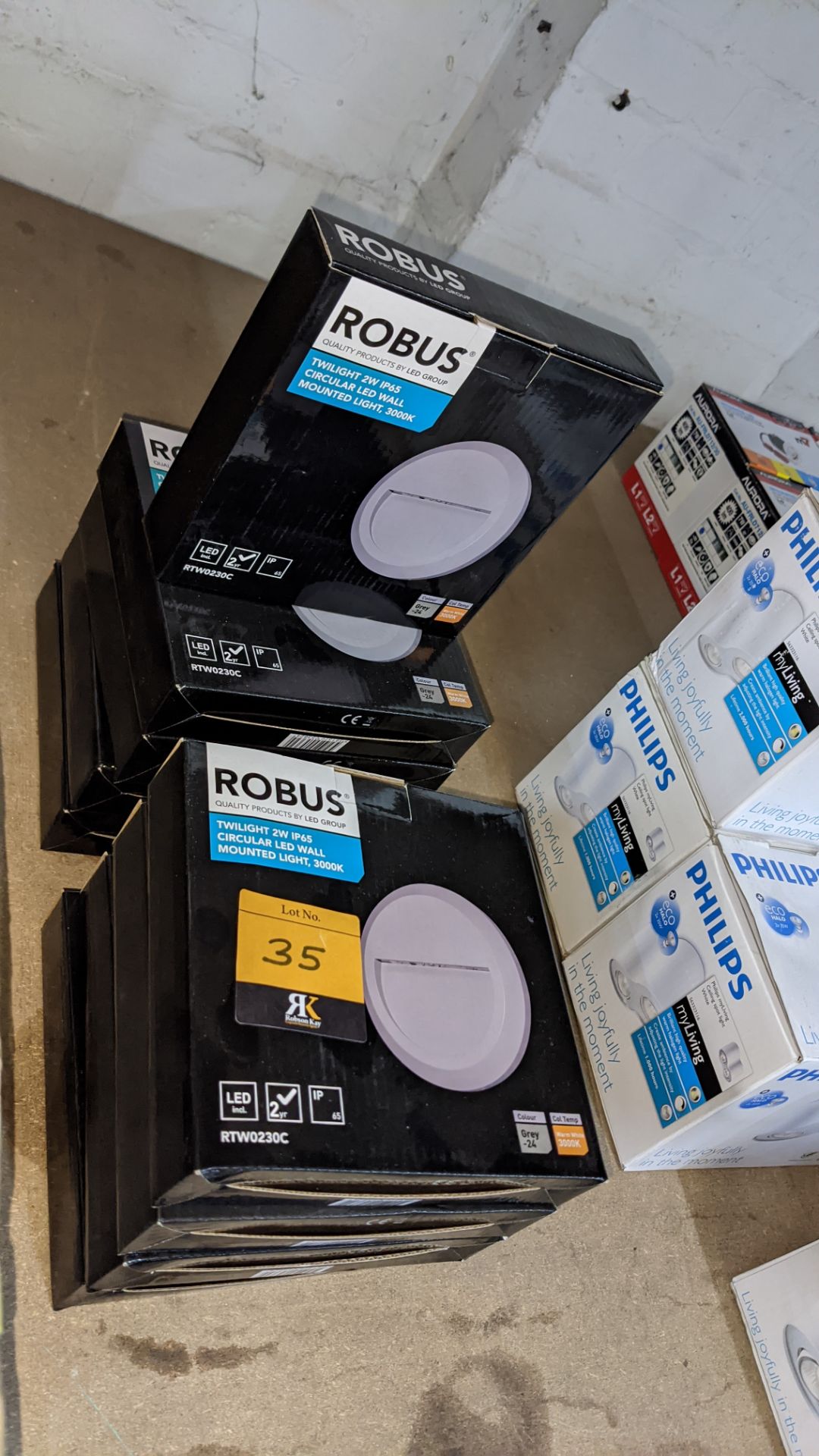 9 off Robus Twilight 2W IP65 circular LED wall mounted lights 3000K - Image 2 of 3