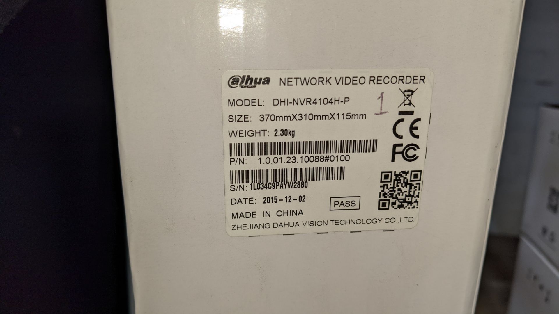 Alhua Technology network video recorder model DHI-NVR4104H-P - Image 3 of 3