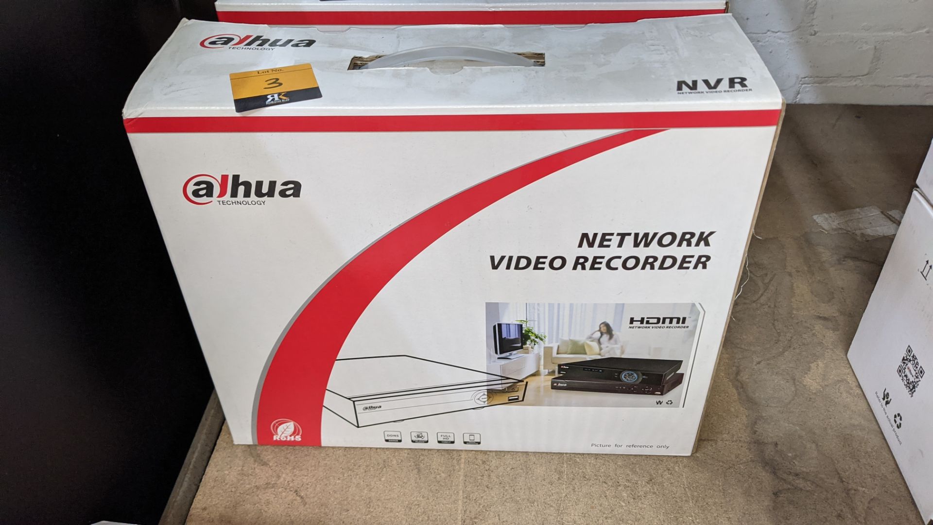 Alhua Technology network video recorder model DHI-NVR4104H-P - Image 3 of 5