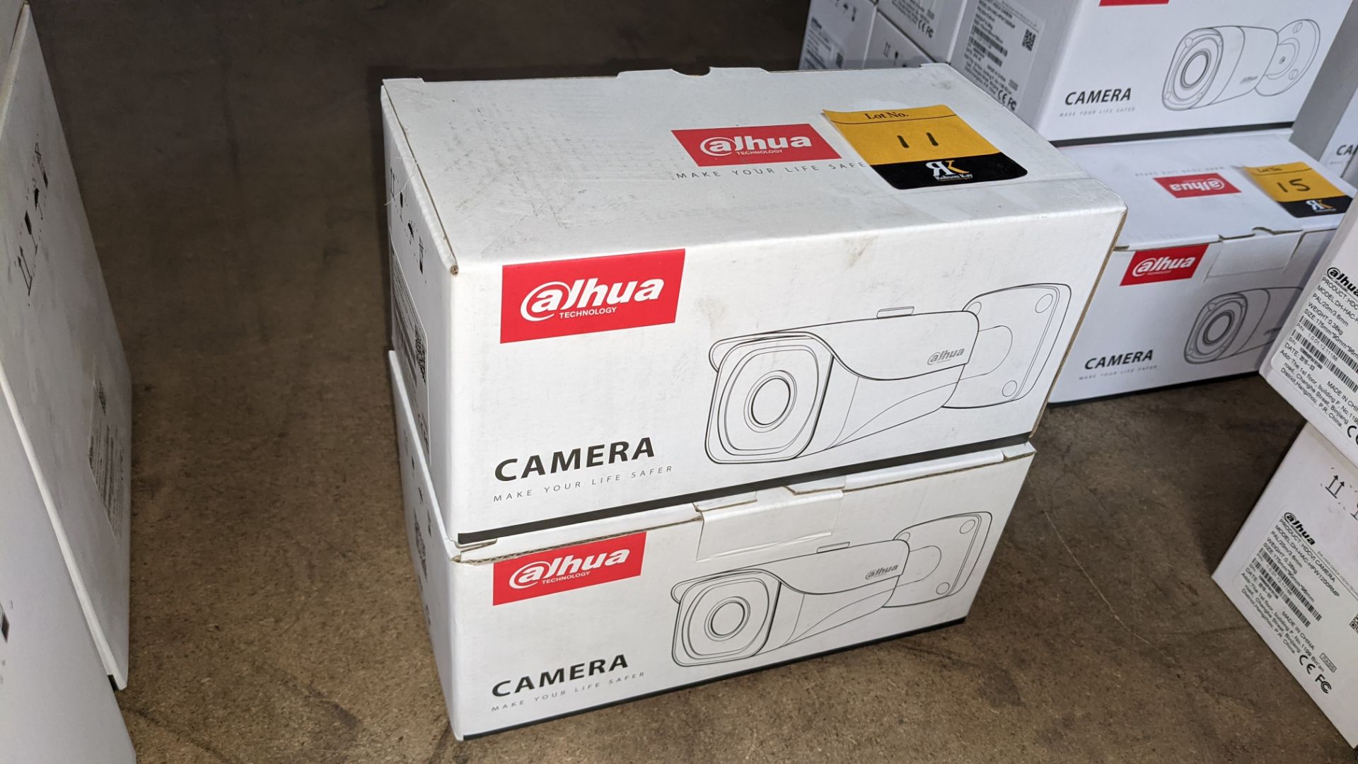 2 off Alhua IP cameras model DH-IPC-HFW4421EP