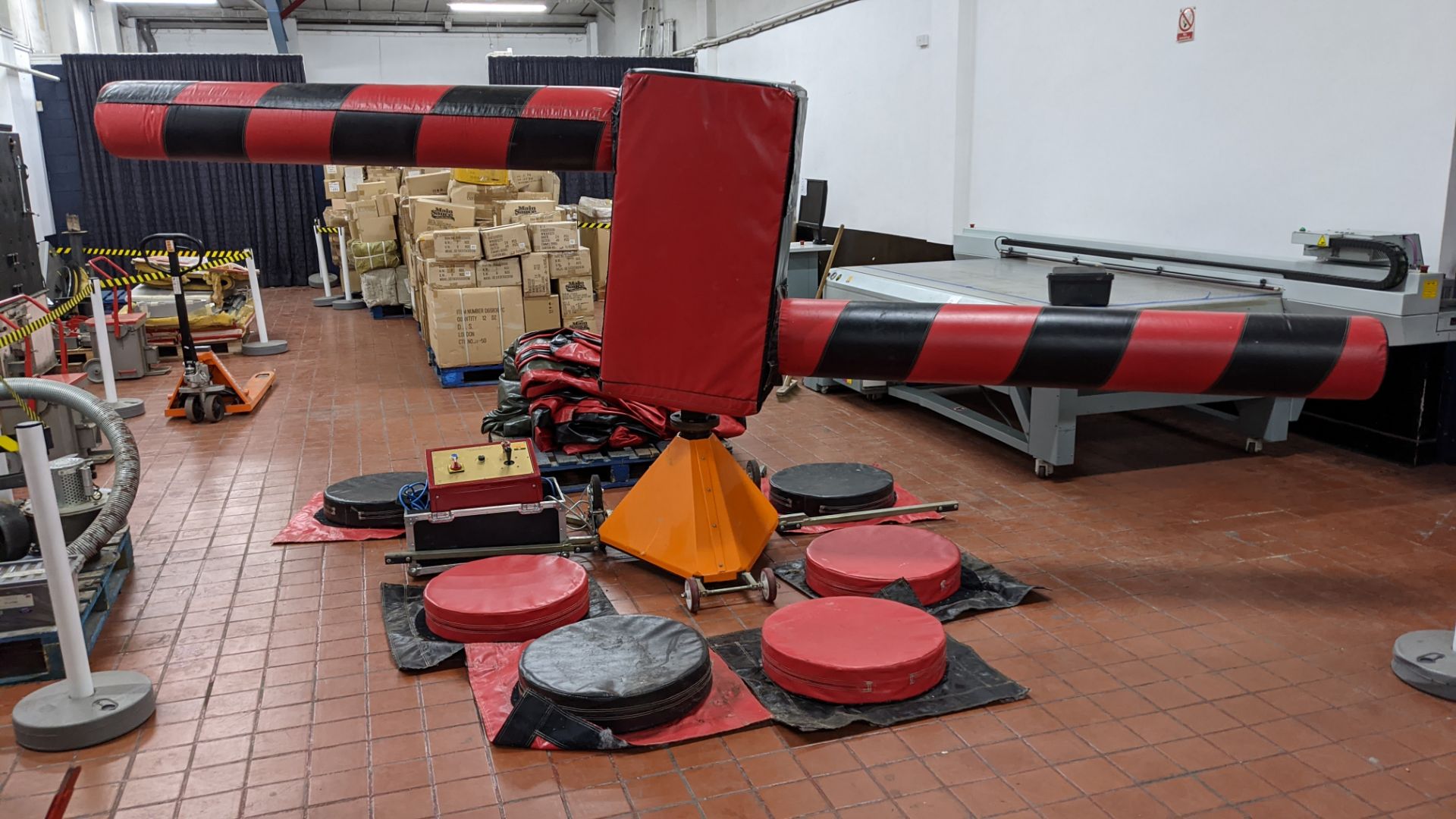 GS Engineering Tornado Sweeper Arm game. - Image 2 of 11