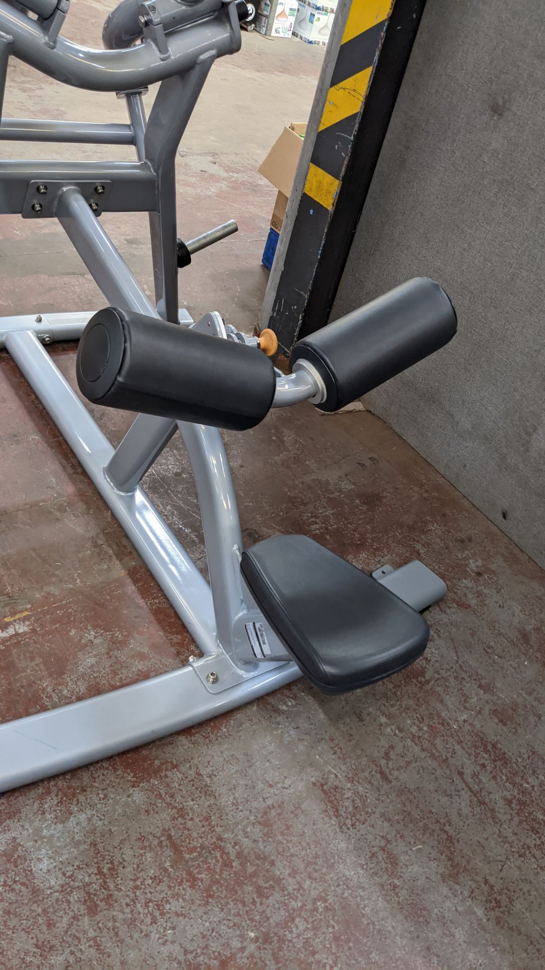 Matrix Magnum PL33 Lat Pulldown. - Image 10 of 11