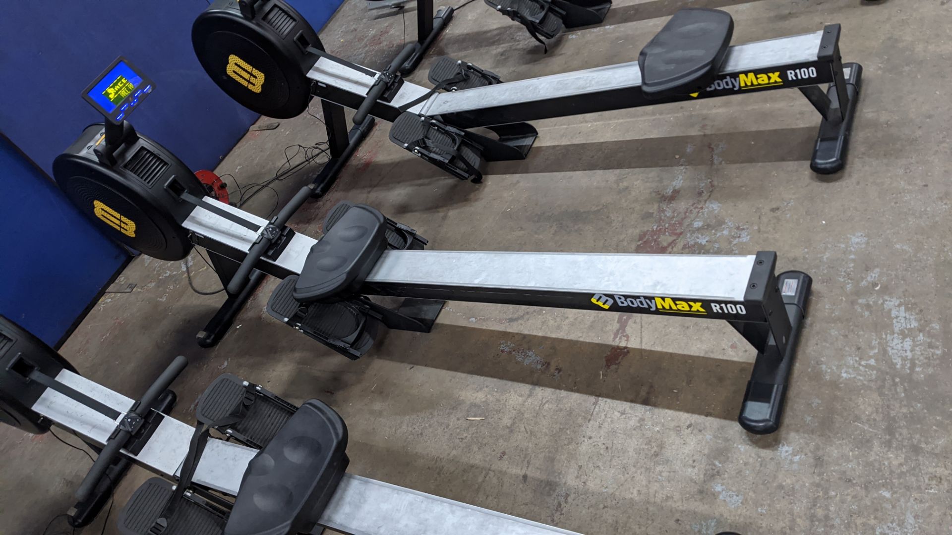 BodyMax R100 rowing machine - Image 4 of 12