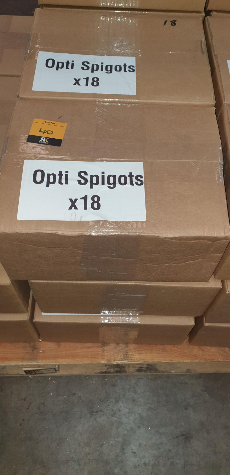 6 boxes of Optikinetics Trilite 200 Series 2" spigots.