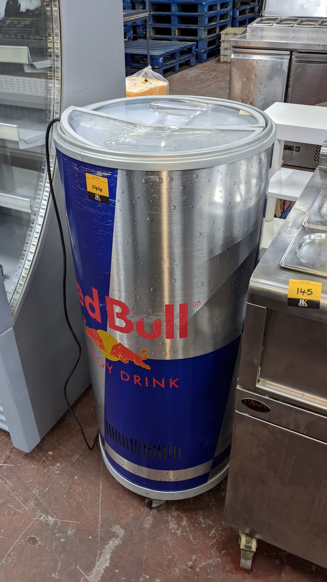 Red Bull branded mobile barrel fridge - Image 3 of 4