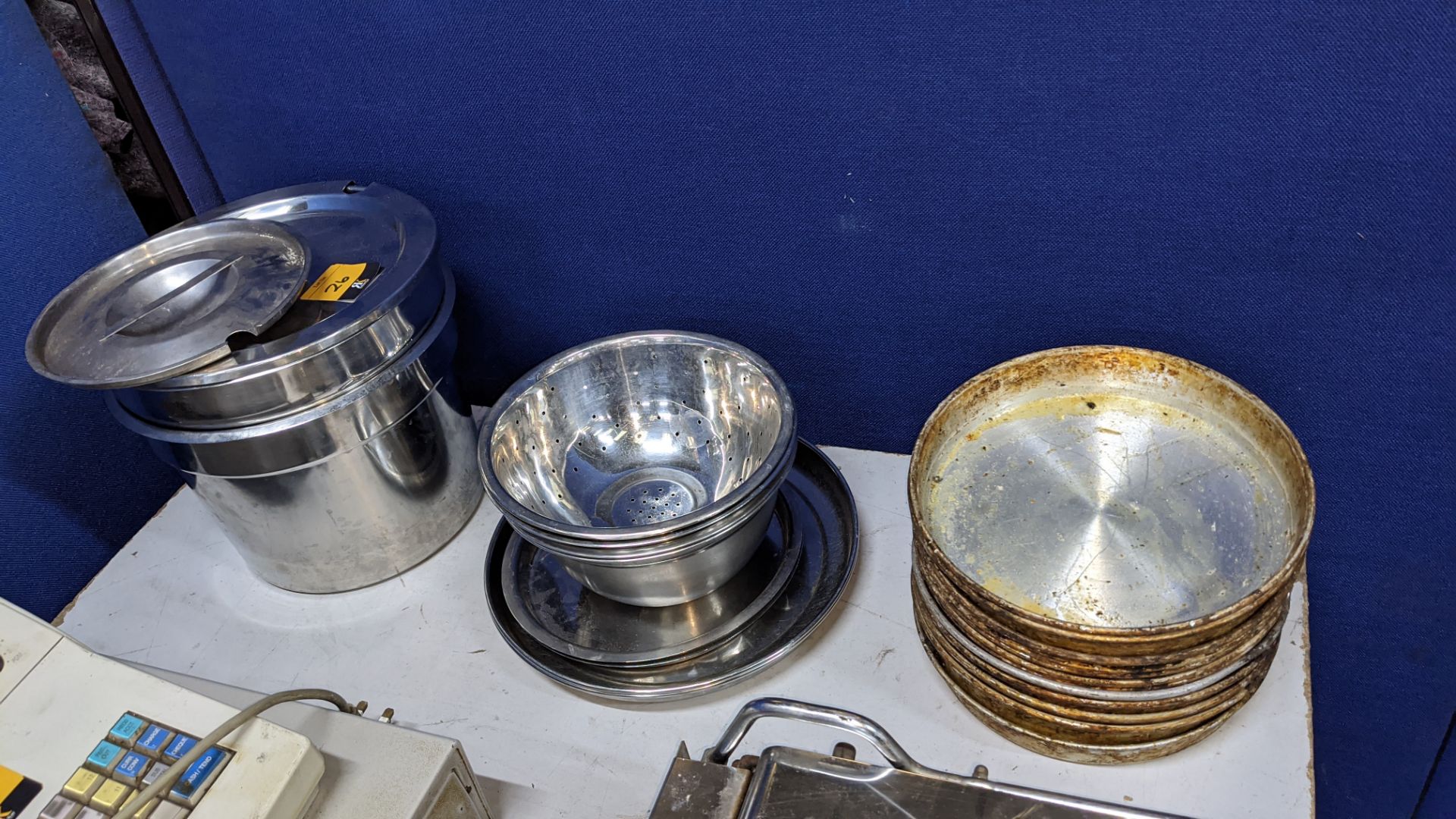 Row of round metal trays, lids & more - Image 3 of 3