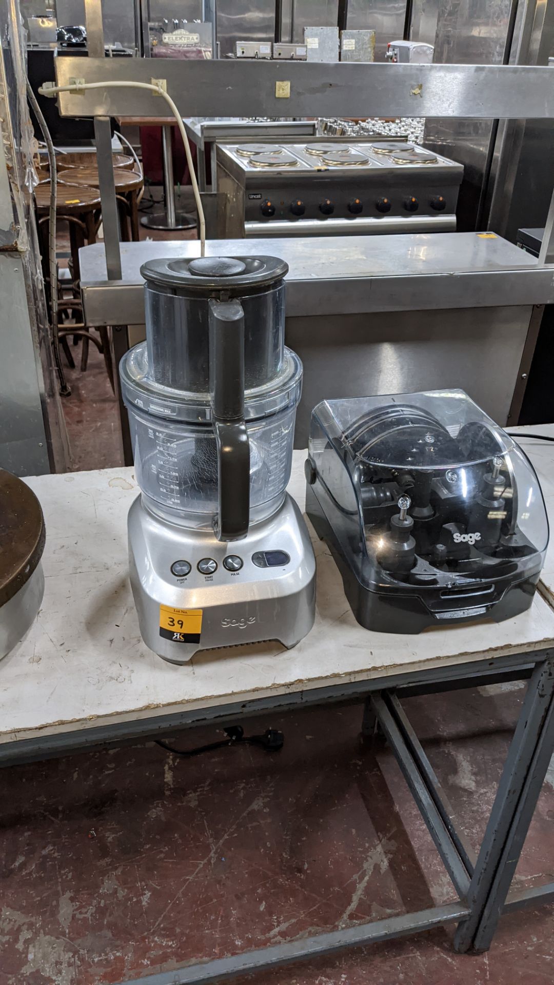 Sage food processor including case of blades & other ancillaries