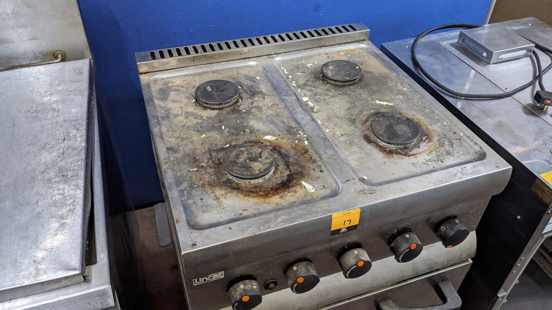 Lincat electric 4 ring oven - Image 3 of 5