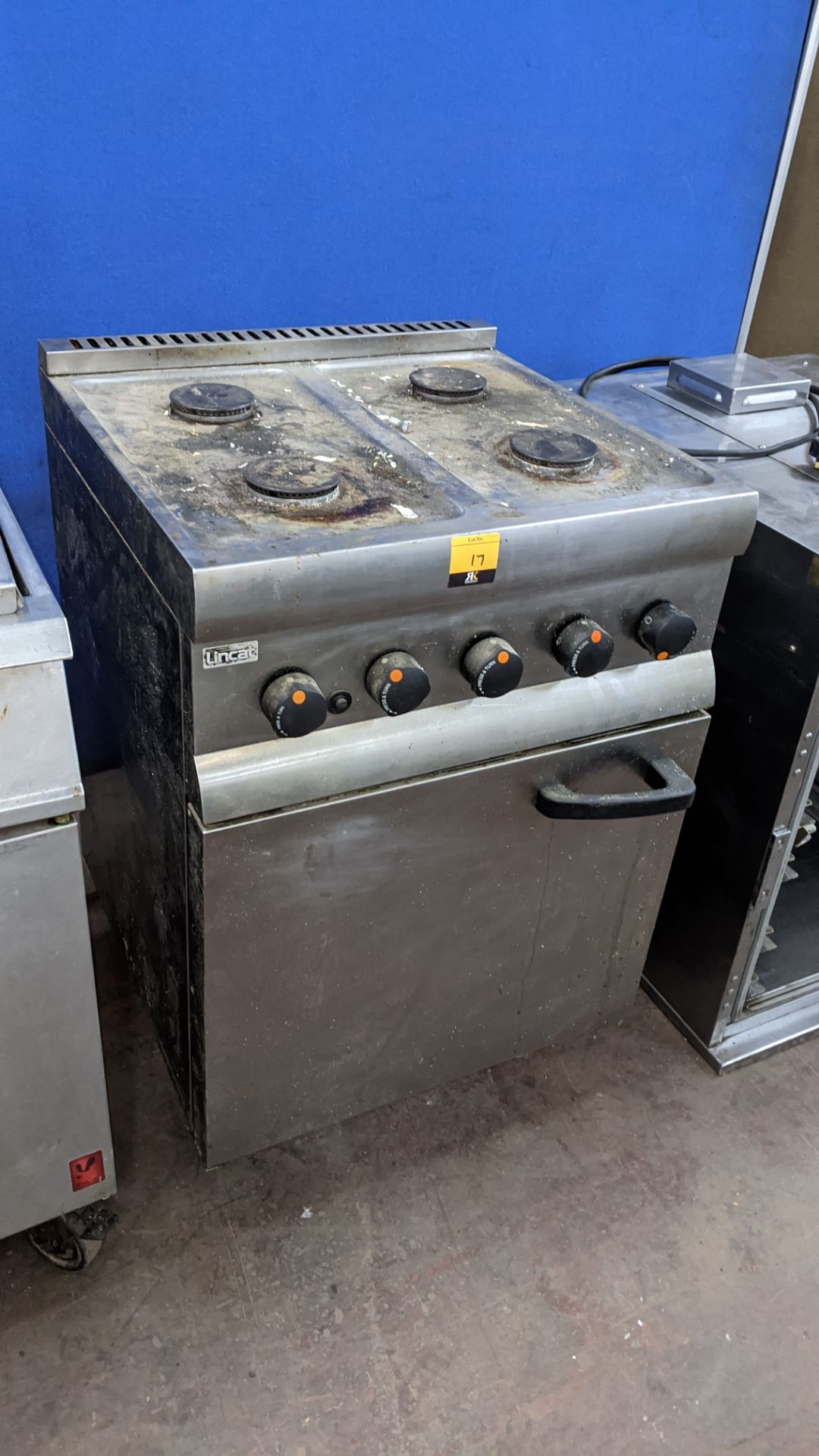 Lincat electric 4 ring oven