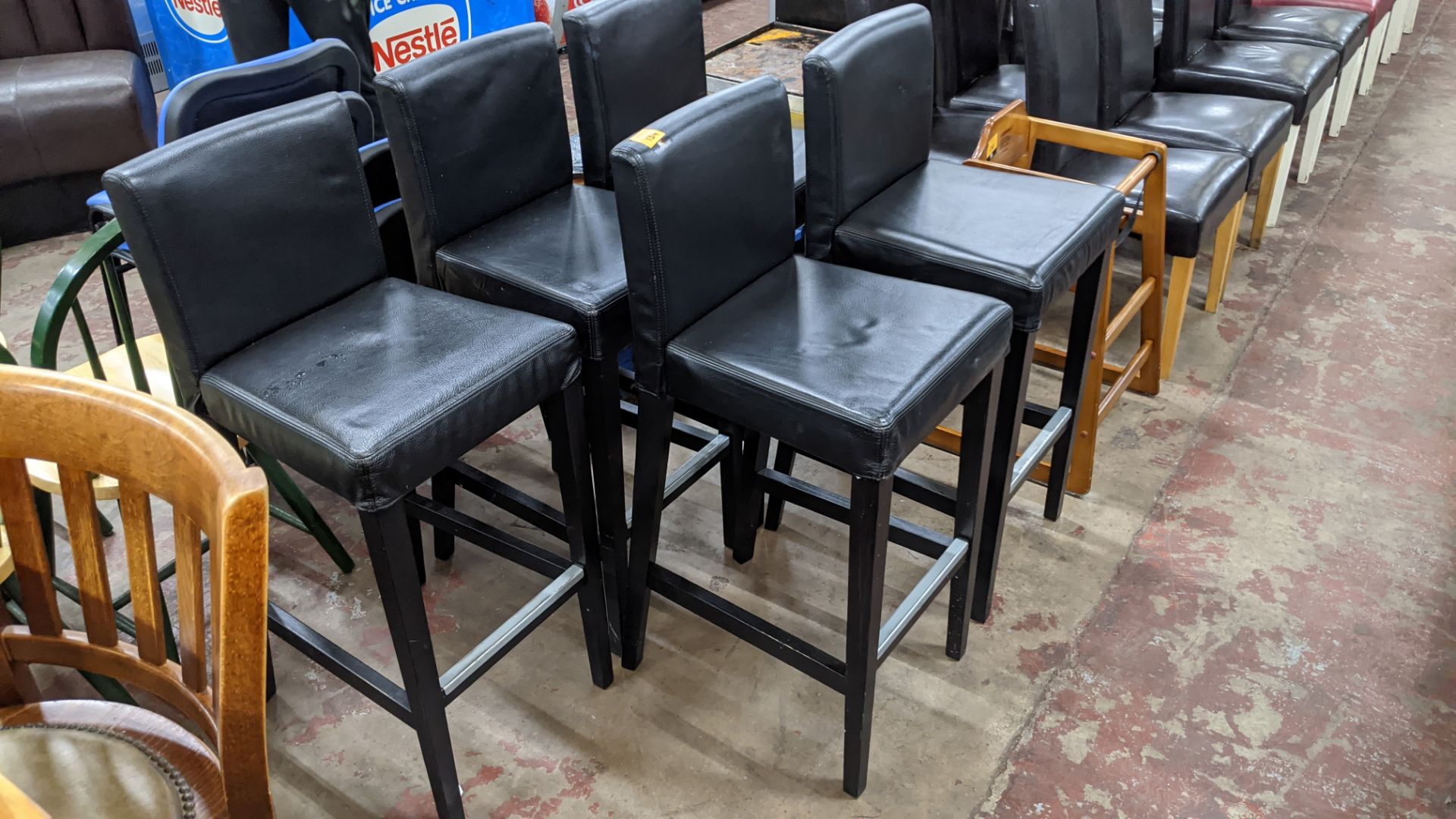 5 off black upholstered bar stools - Image 2 of 7