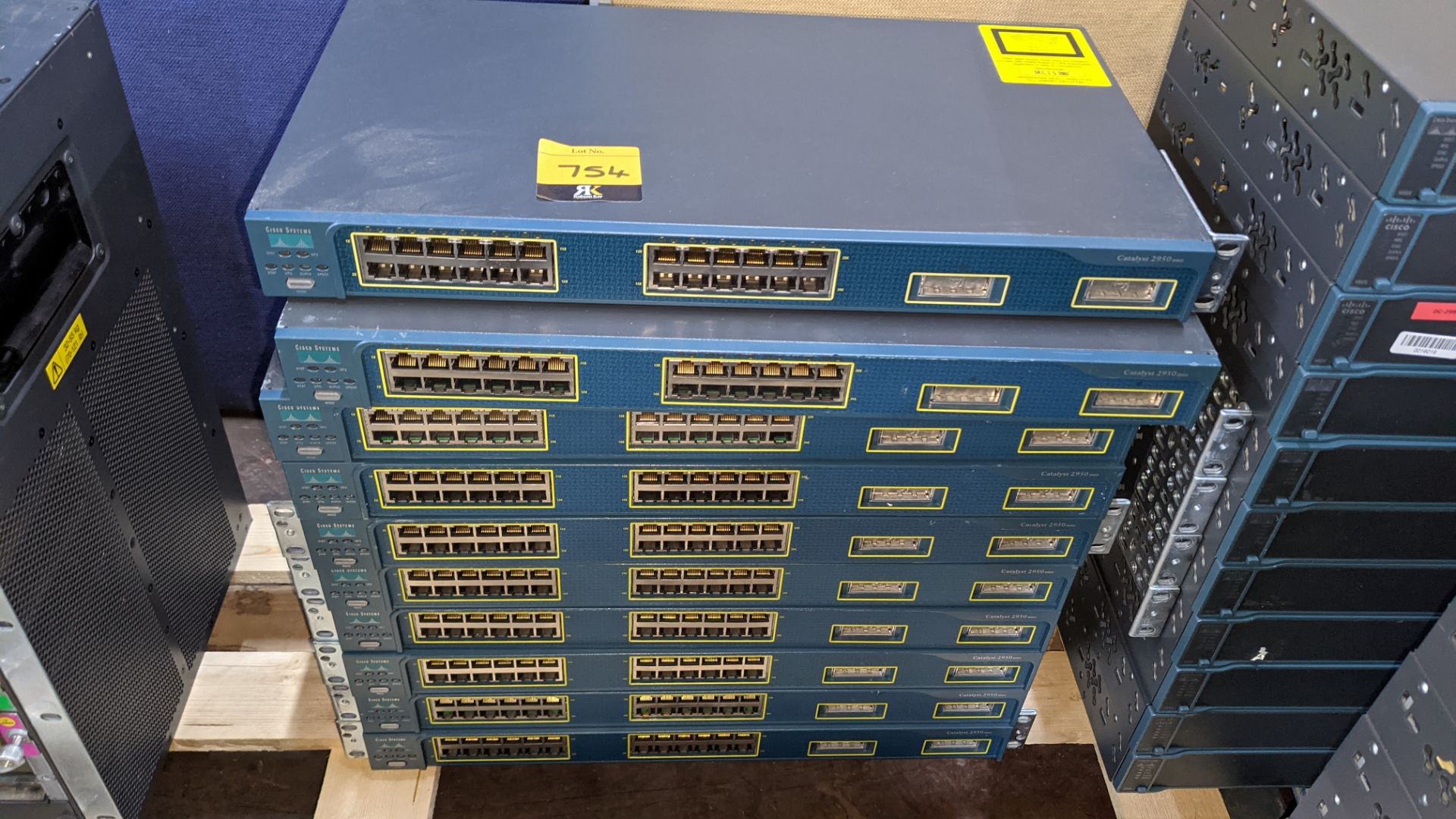 10 off Cisco Catalyst 2950 series - Image 2 of 5