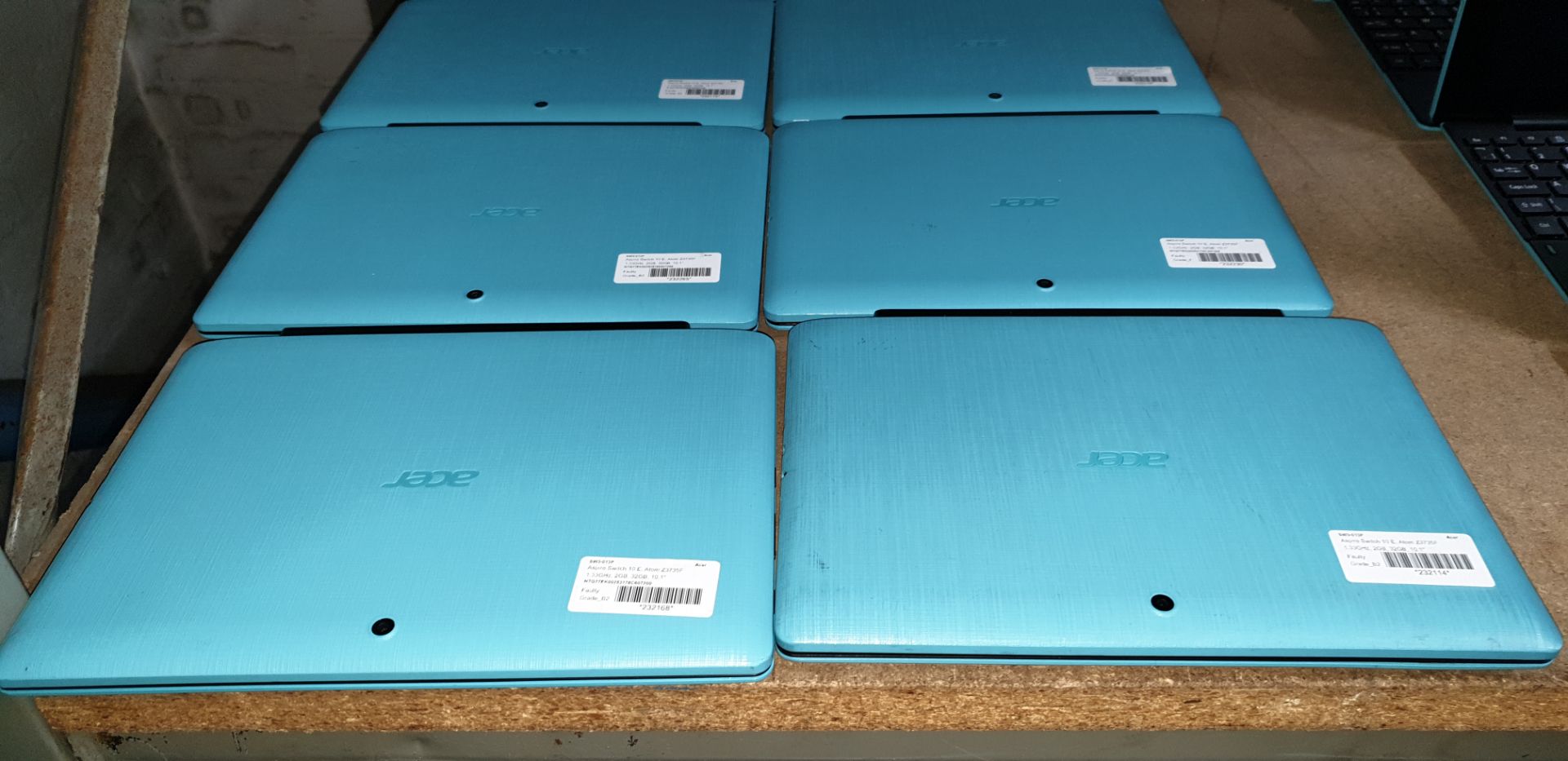 8 off Acer Switch 10E Atom computers with touchscreen displays & detachable keyboards. No power pack - Image 11 of 23