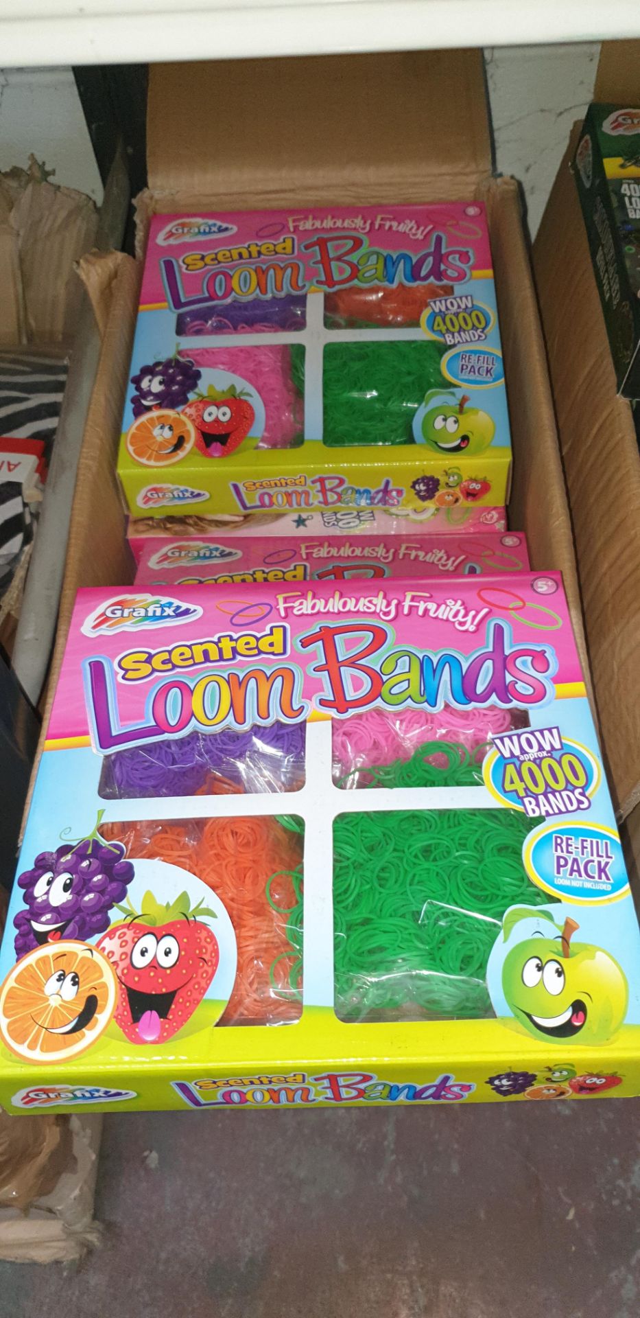 24 off Graphix Fabulously Fruity scented Loom Bands sets